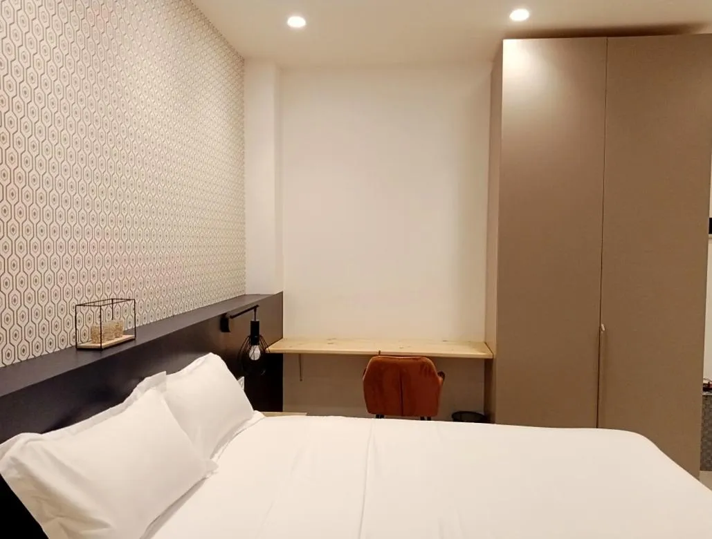 Bed in Waypoint Suites - Appartements meublés