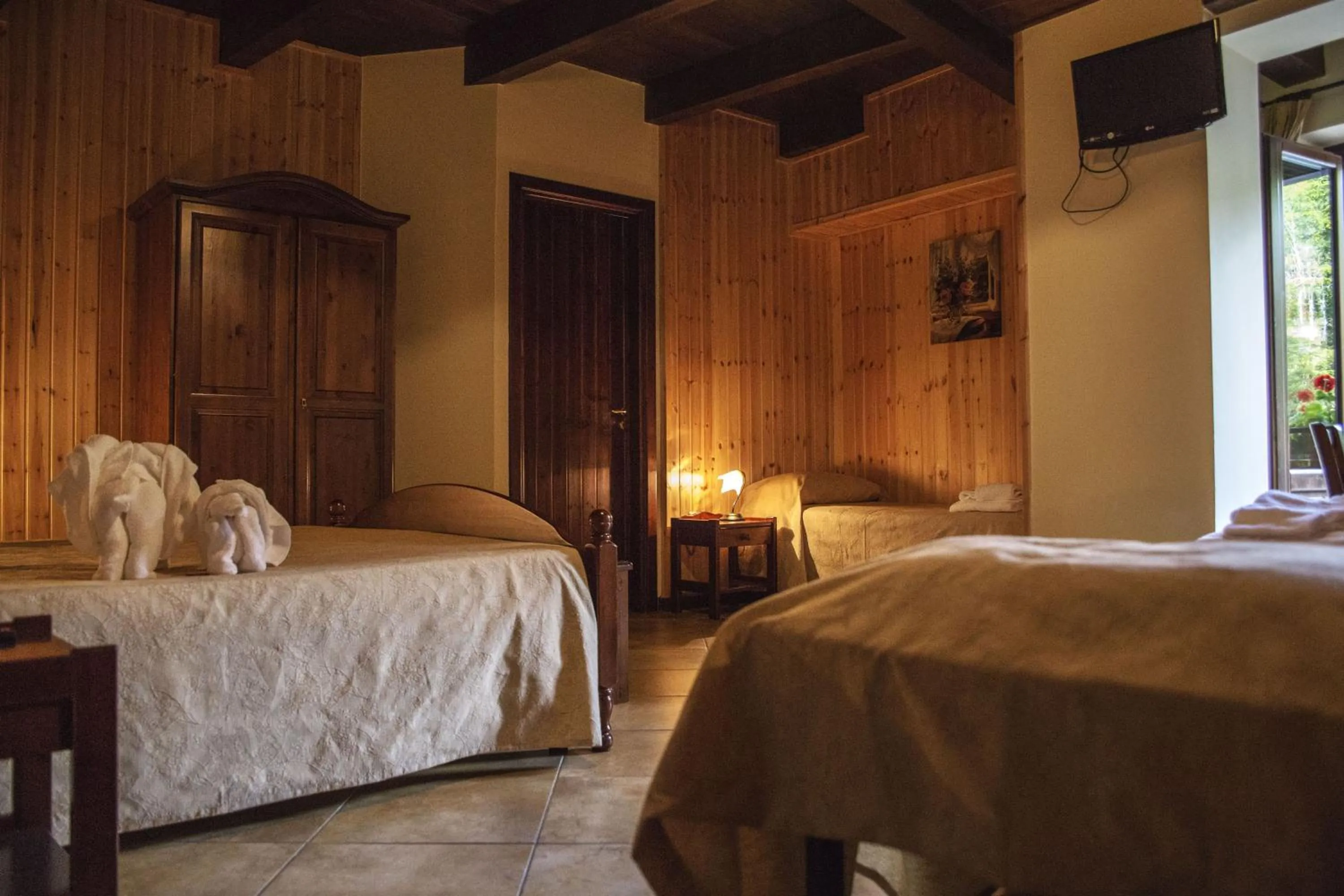 Photo of the whole room, Bed in Hotel Palaghiaccio