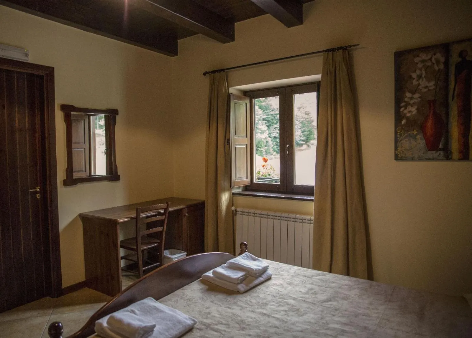 Photo of the whole room, Bed in Hotel Palaghiaccio