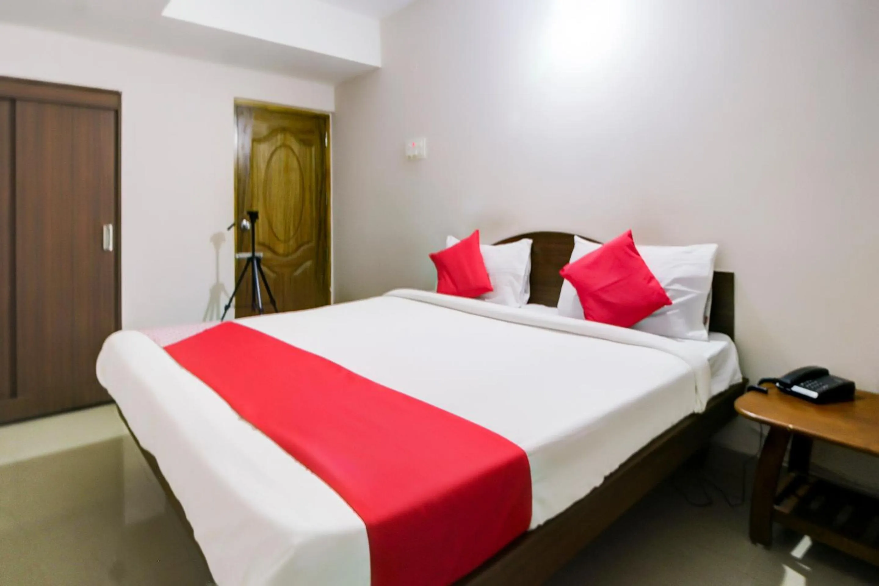 Bedroom in Hotel O Ksp Lodge