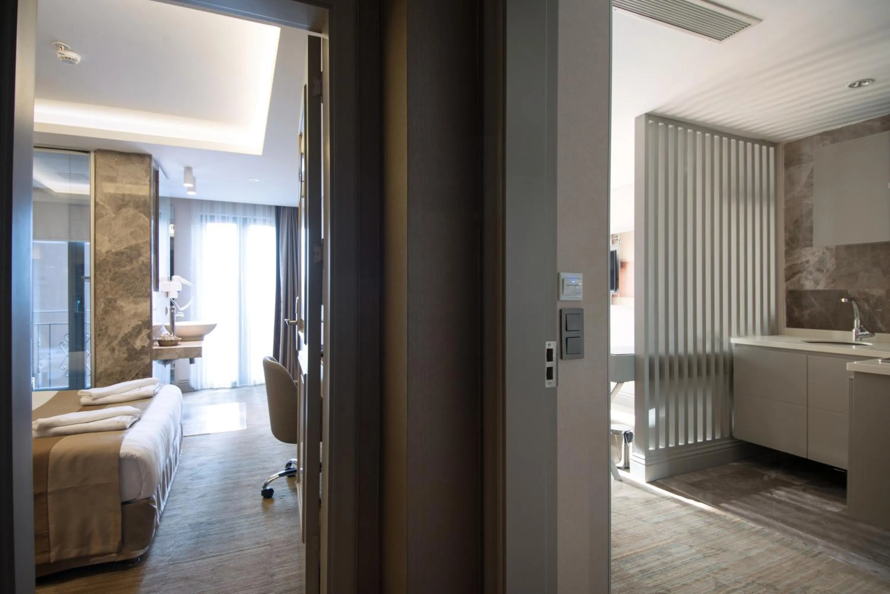 Photo of the whole room in GK Regency Suites Hotel