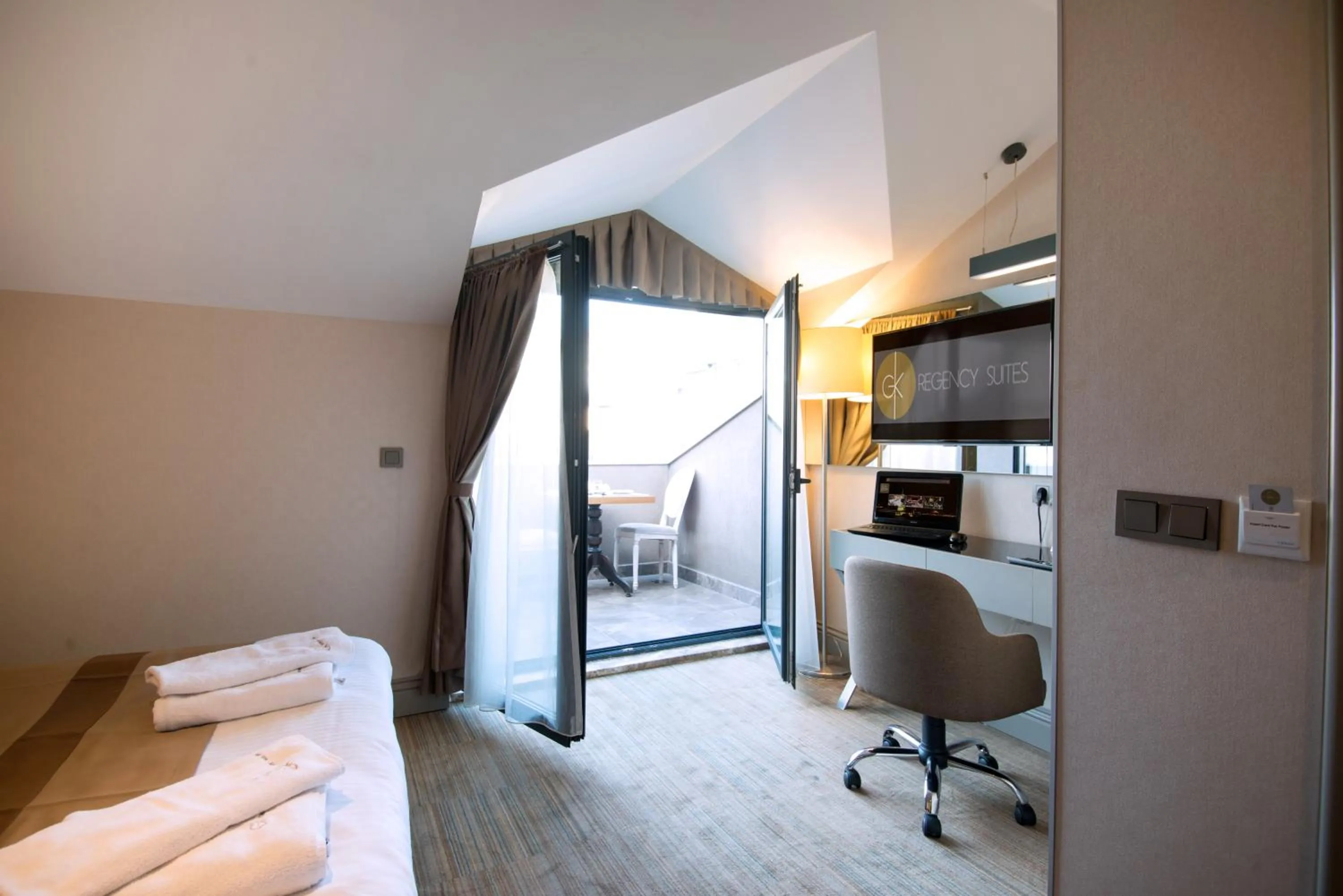 Photo of the whole room in GK Regency Suites Hotel