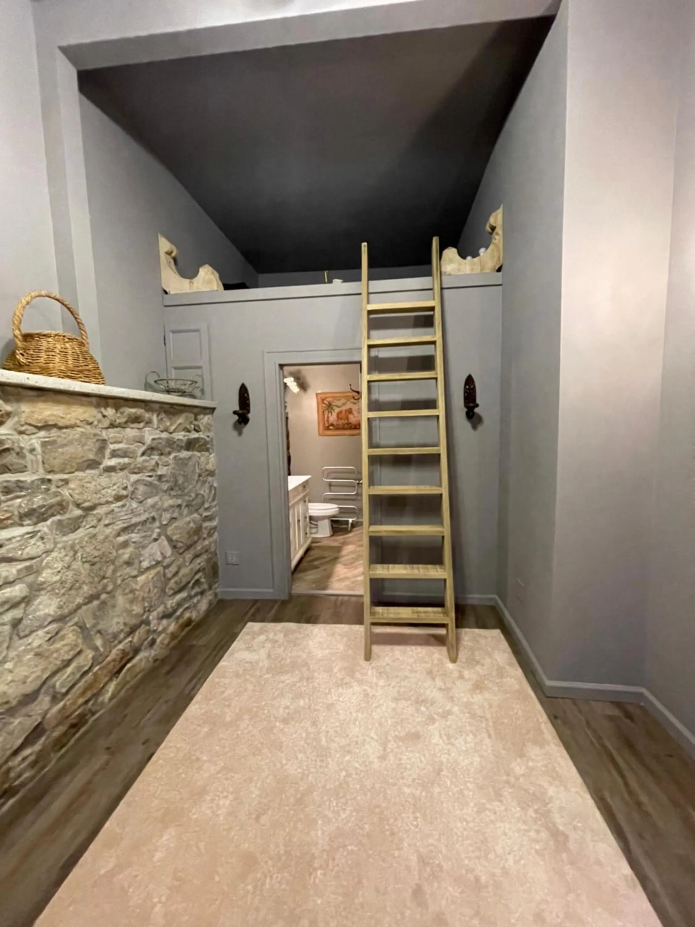 Redefined Alchemy LLC