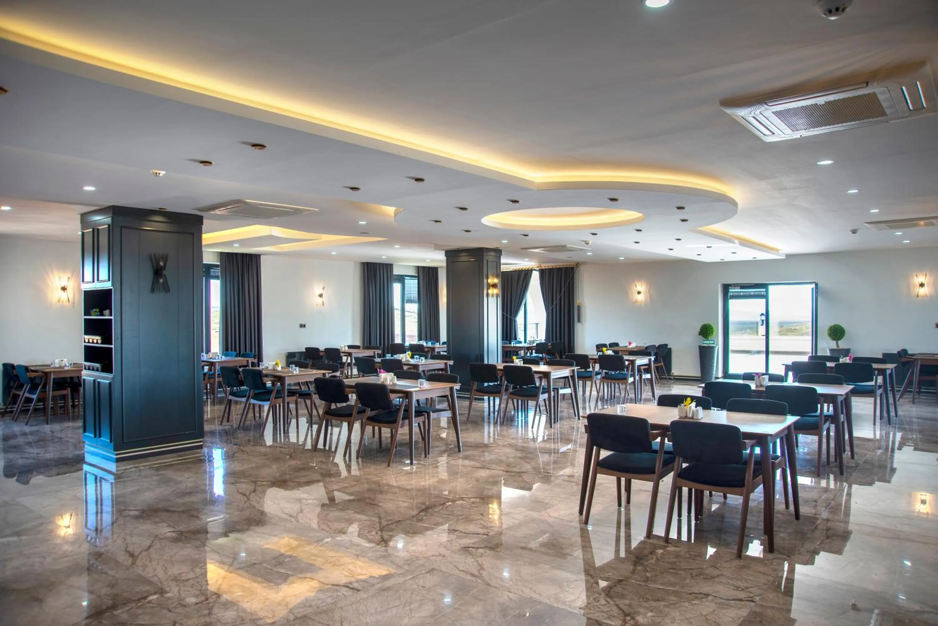 Restaurant/places to eat in Midyat Royal Hotel & Spa