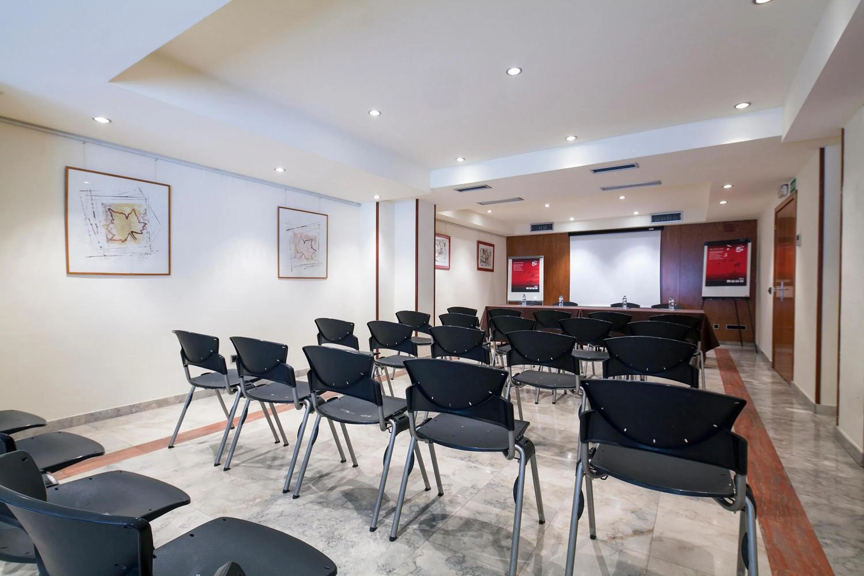 Meeting/conference room in Hotel Best Aranea