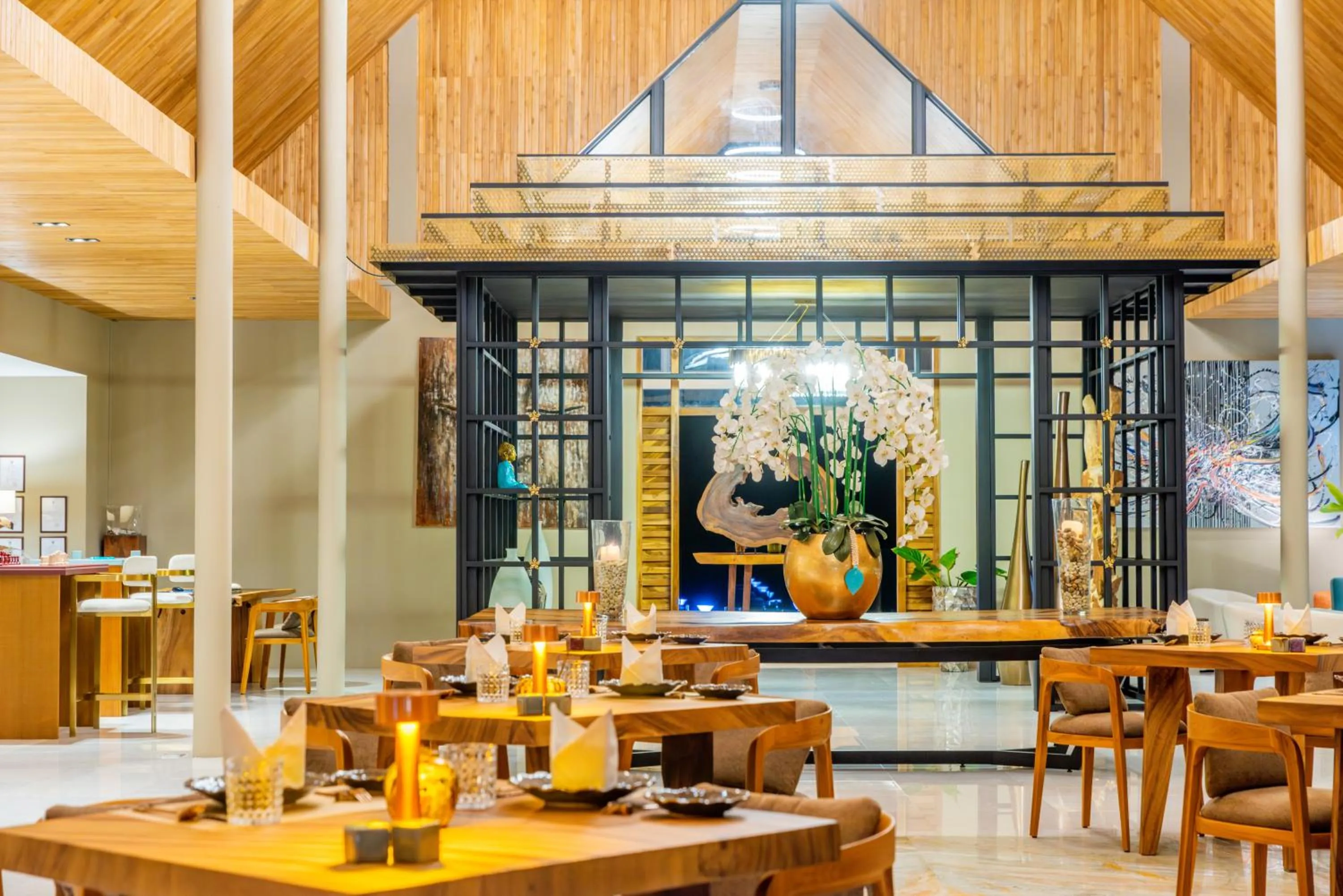 Restaurant/places to eat in Ida B Domain Resort