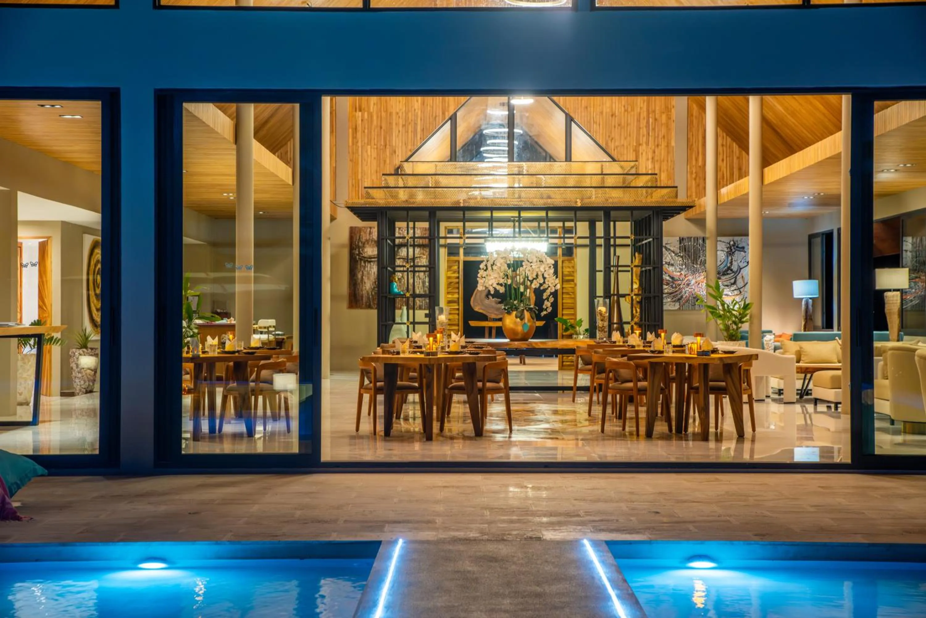 Restaurant/places to eat in Ida B Domain Resort