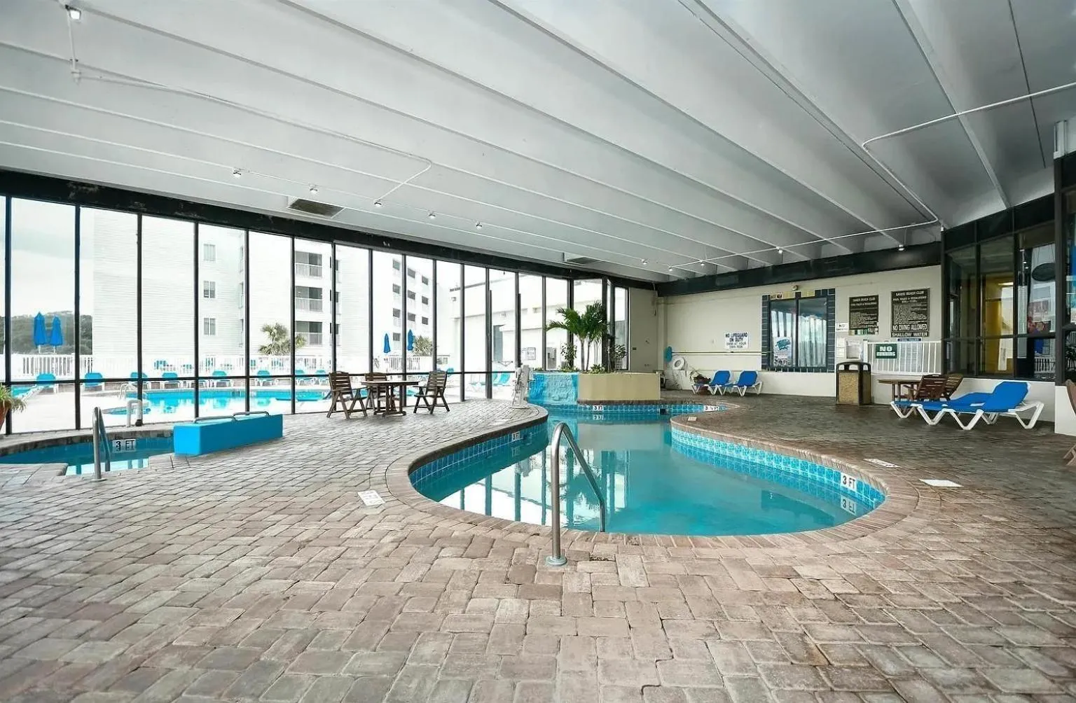 Sands Beach Club - 722