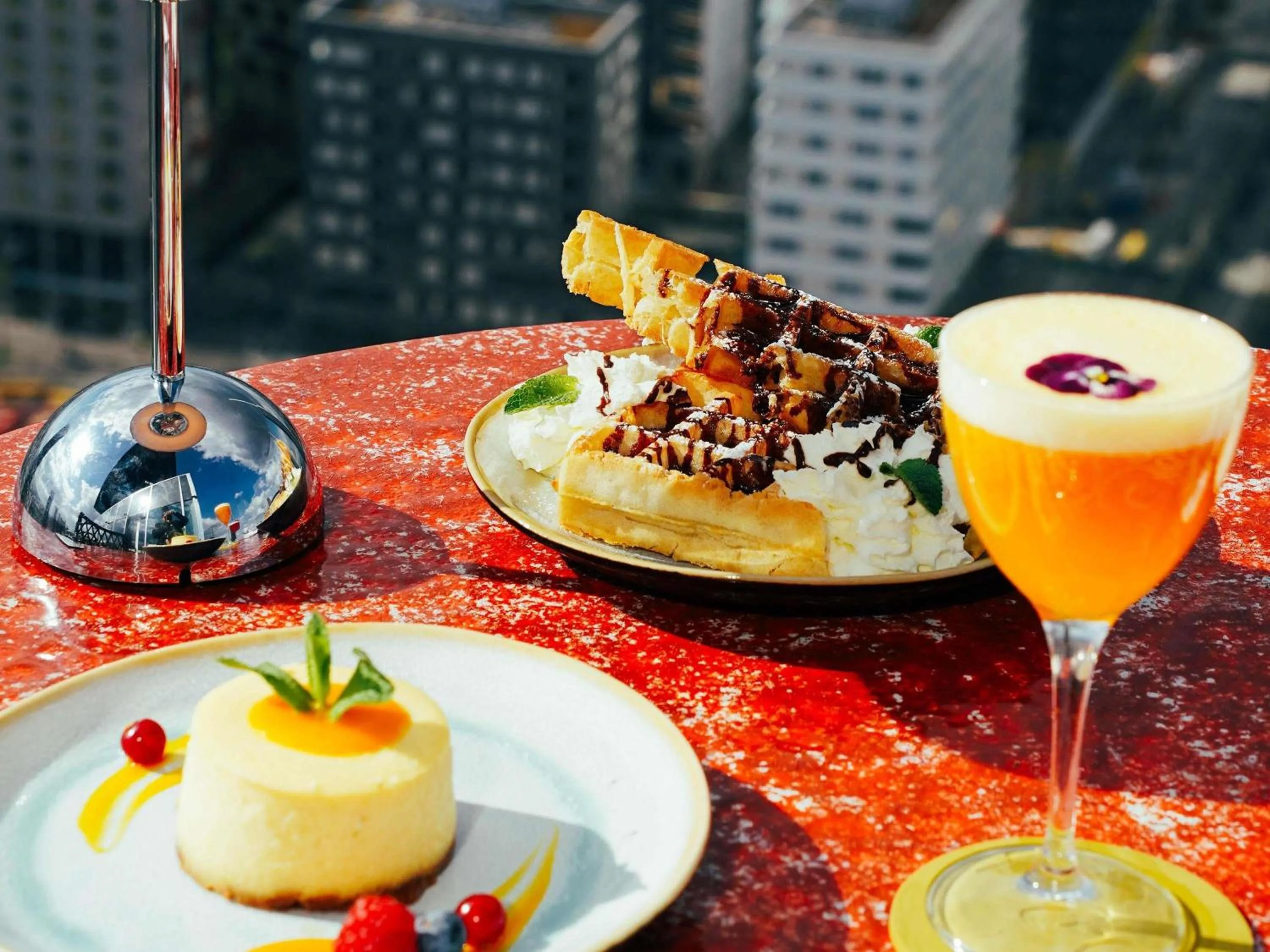 Restaurant/places to eat in Too Hotel & Spa Paris - MGallery Collection