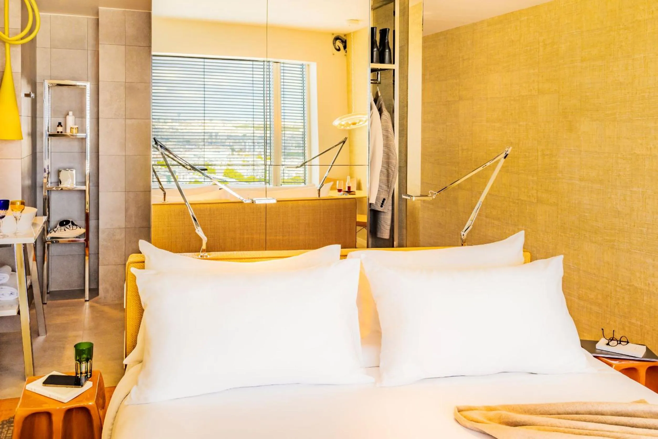 Photo of the whole room, Bed in Too Hotel & Spa Paris - MGallery Collection