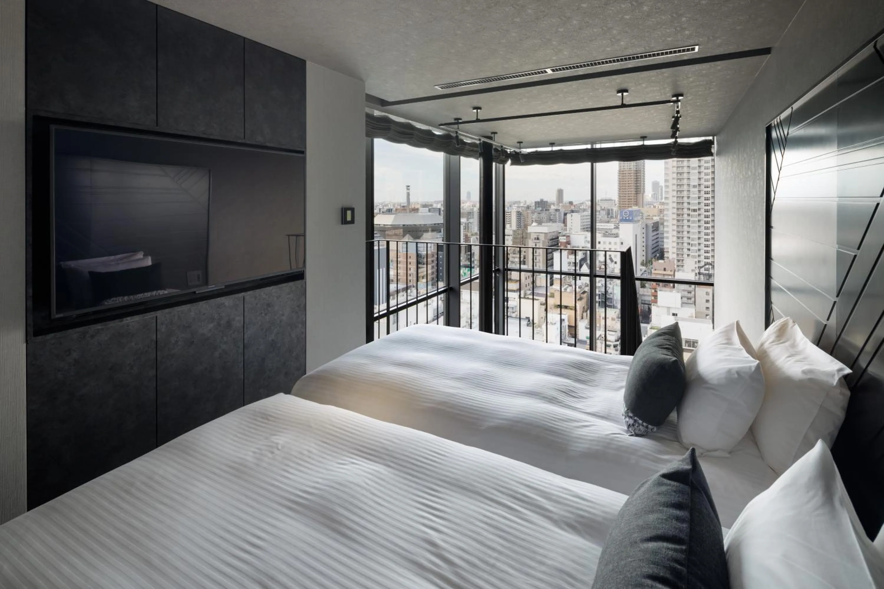 Photo of the whole room, Bed in Mercure Tokyu Stay Osaka Namba