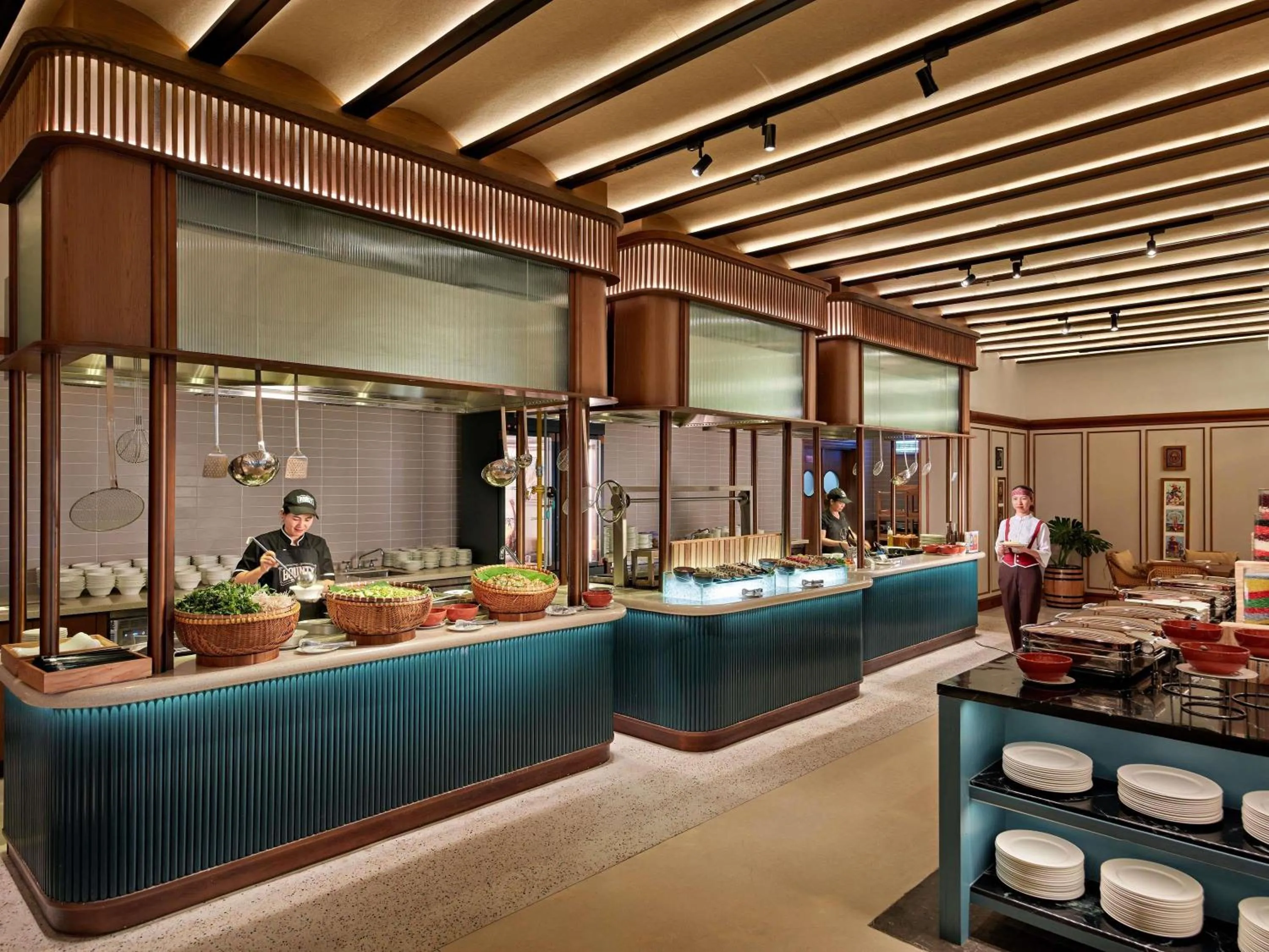 Restaurant/places to eat in Mövenpick Resort Phan Thiet