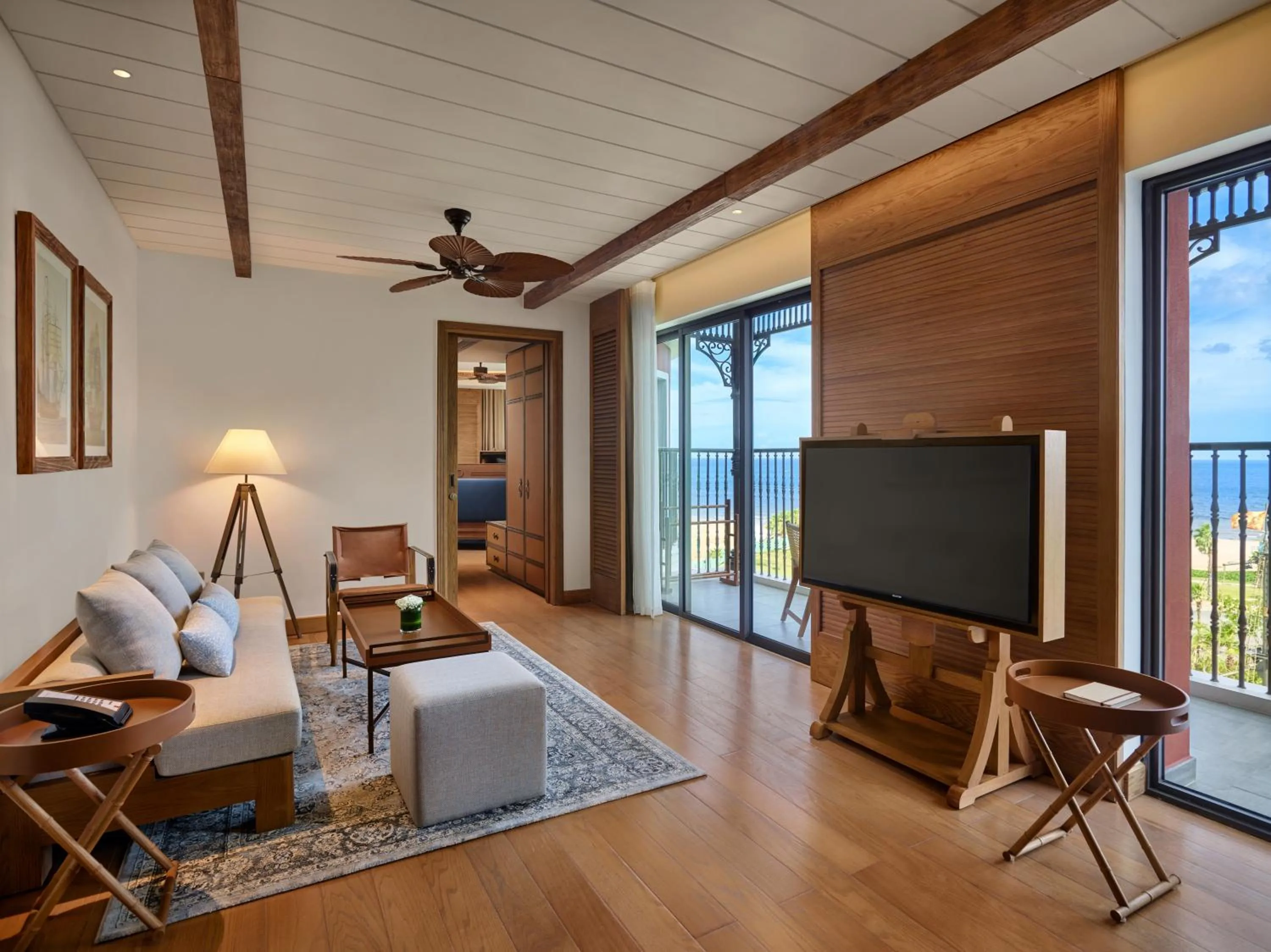 TV and multimedia in Mövenpick Resort Phan Thiet