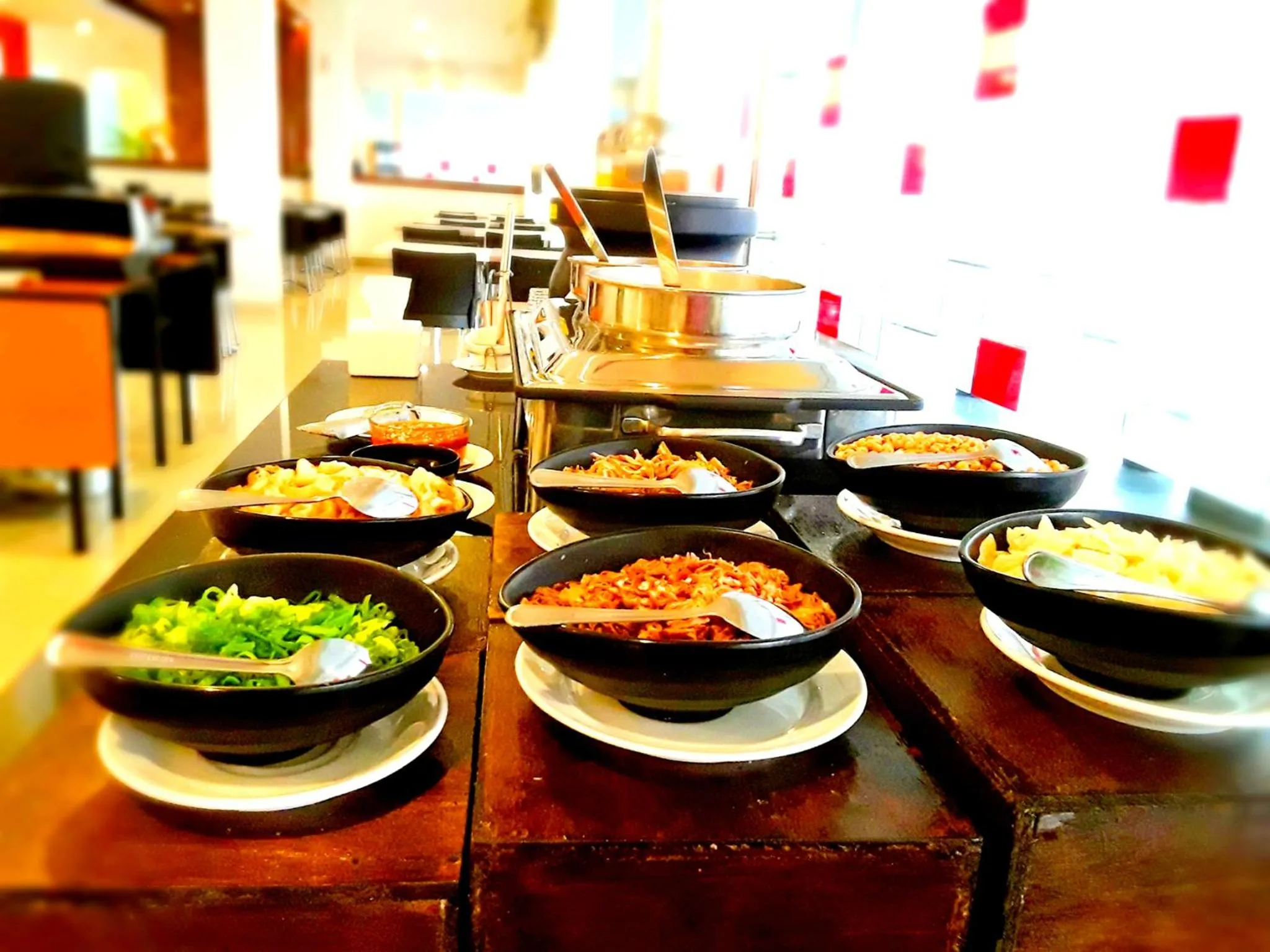 Restaurant/places to eat in Amaris Hotel Nagoya Hill - Batam