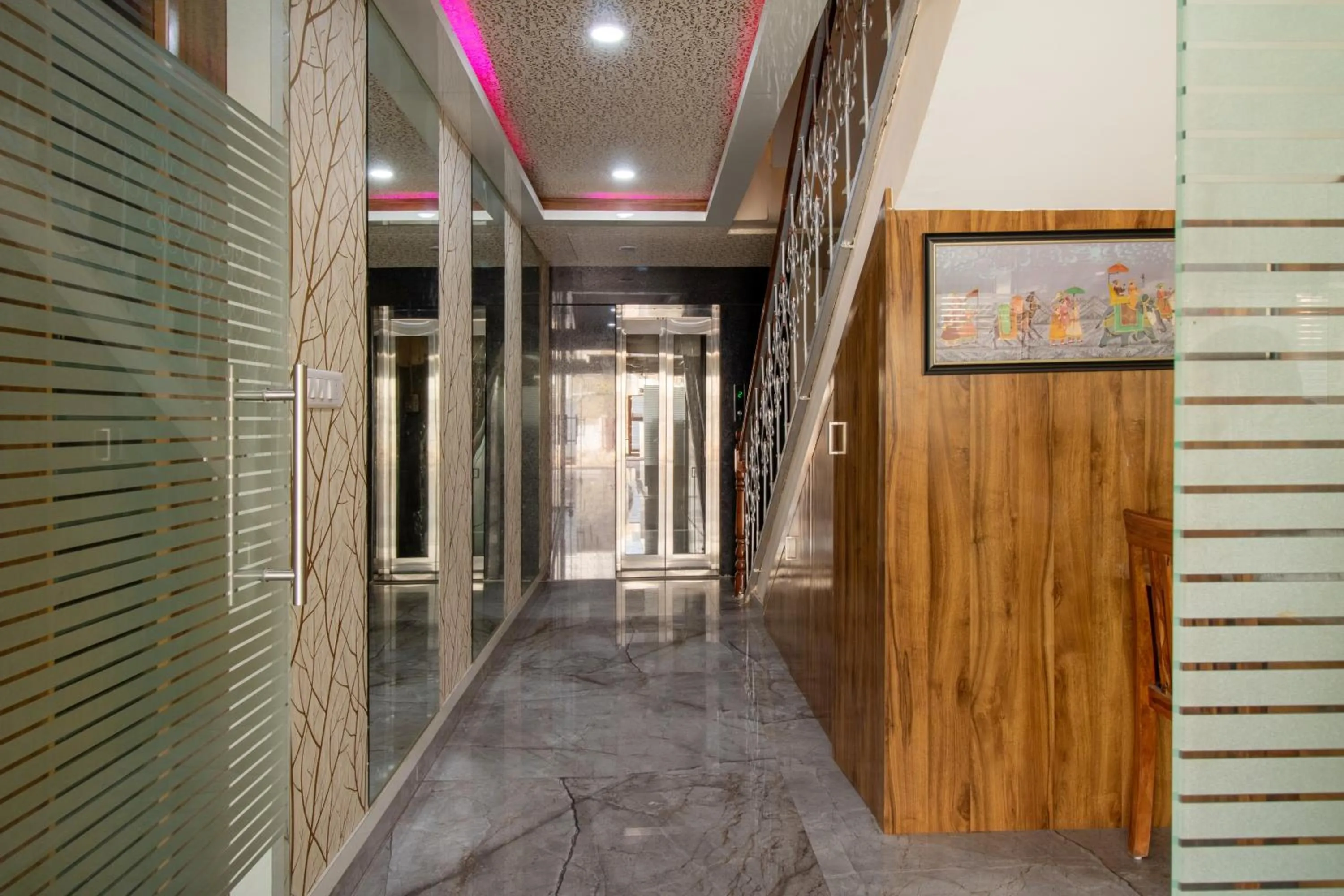 elevator in Treebo Sonal Palace, Near Umaid Bhawan Palace