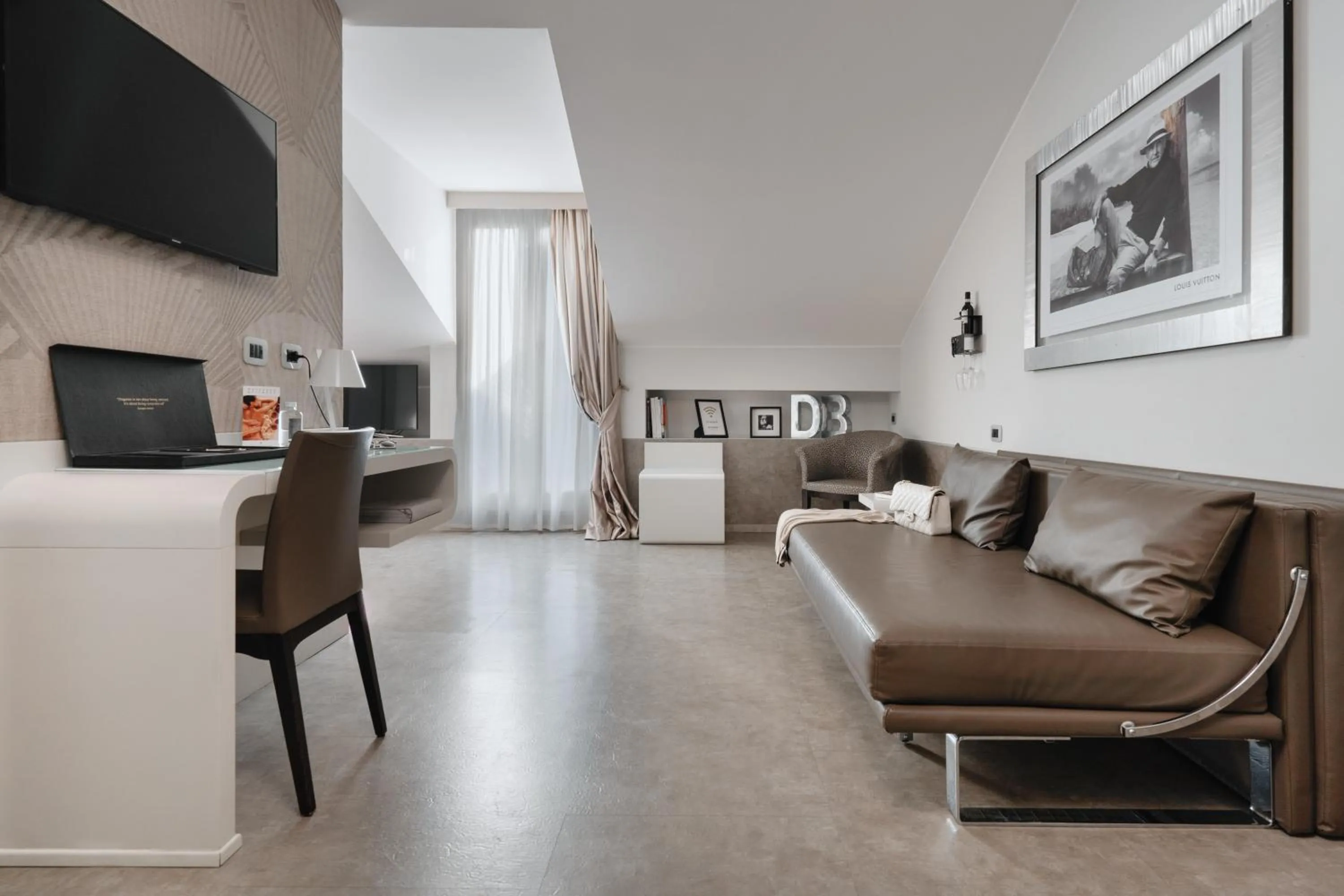 Living room in Montenapoleone Suites