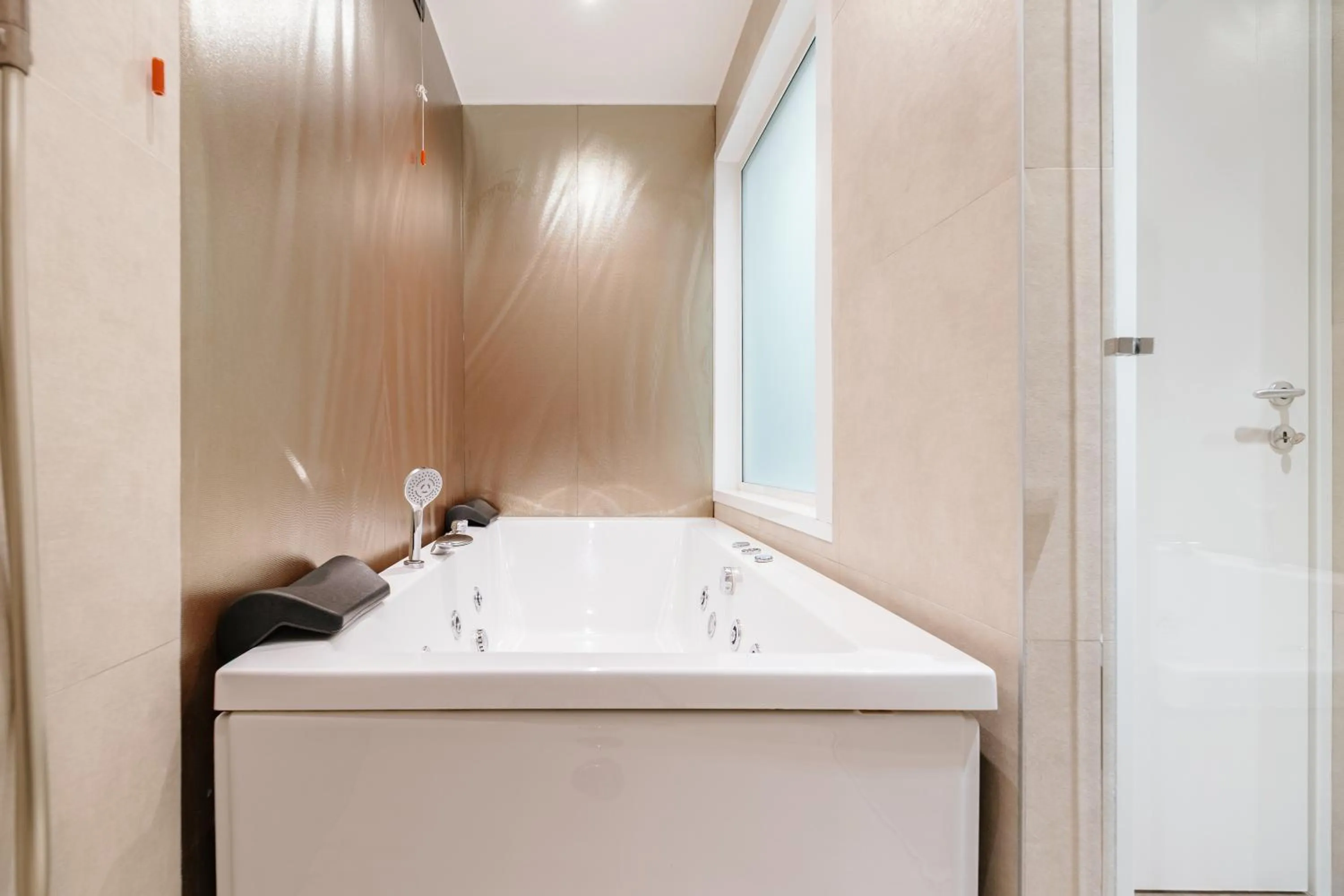 Bathroom in Montenapoleone Suites