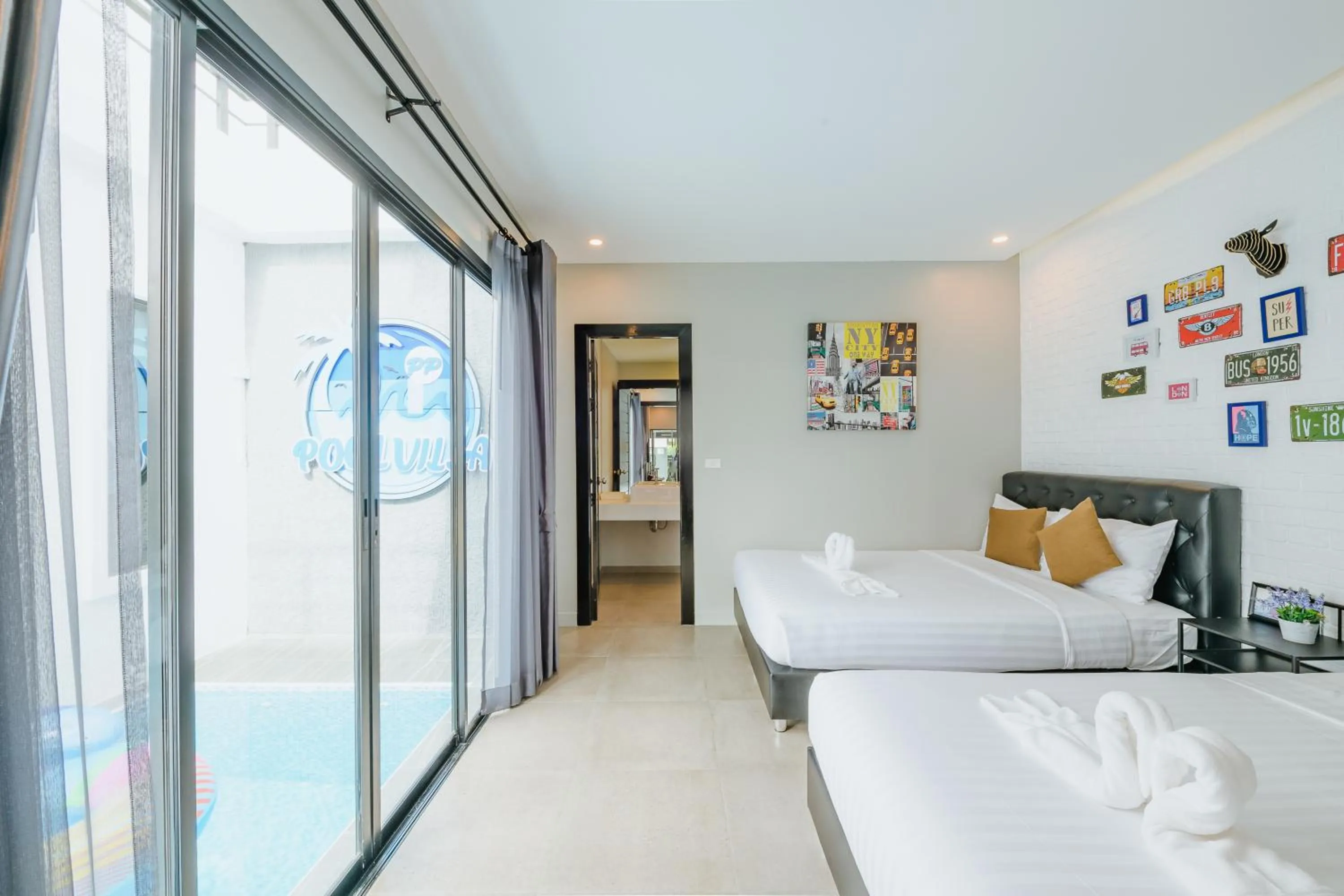 Bedroom, Bed in PP Pool Villa Huahin