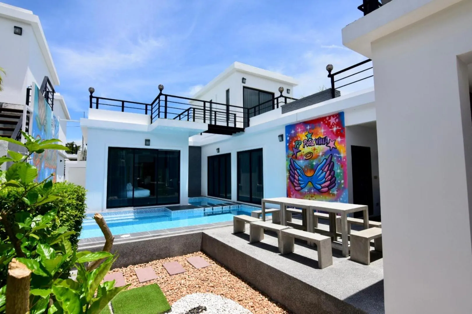 Property building in PP Pool Villa Huahin