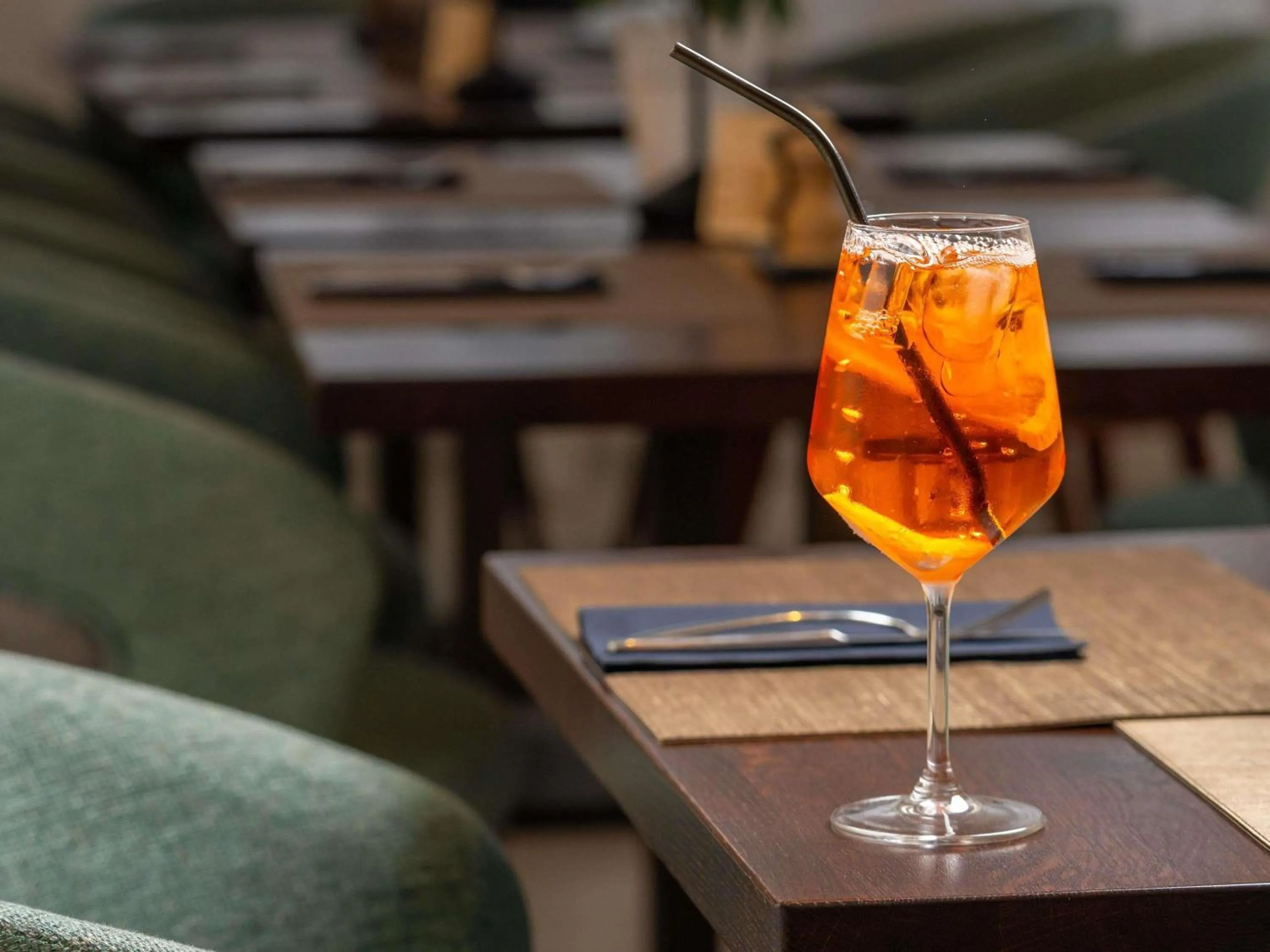 Lounge or bar in Mercure Conacul Cozieni