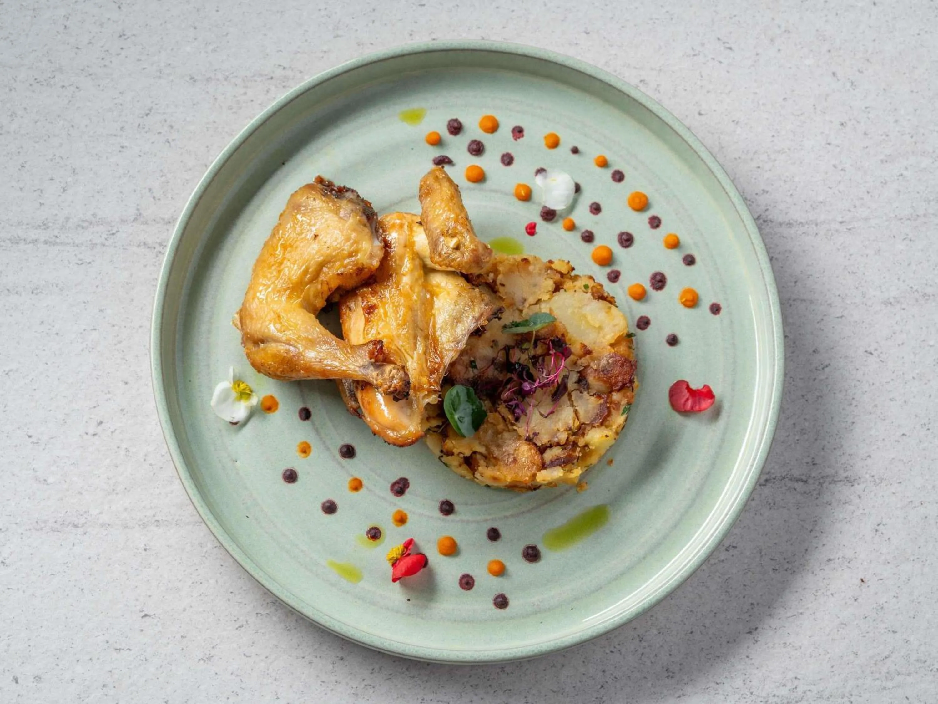 Restaurant/places to eat in Mercure Conacul Cozieni