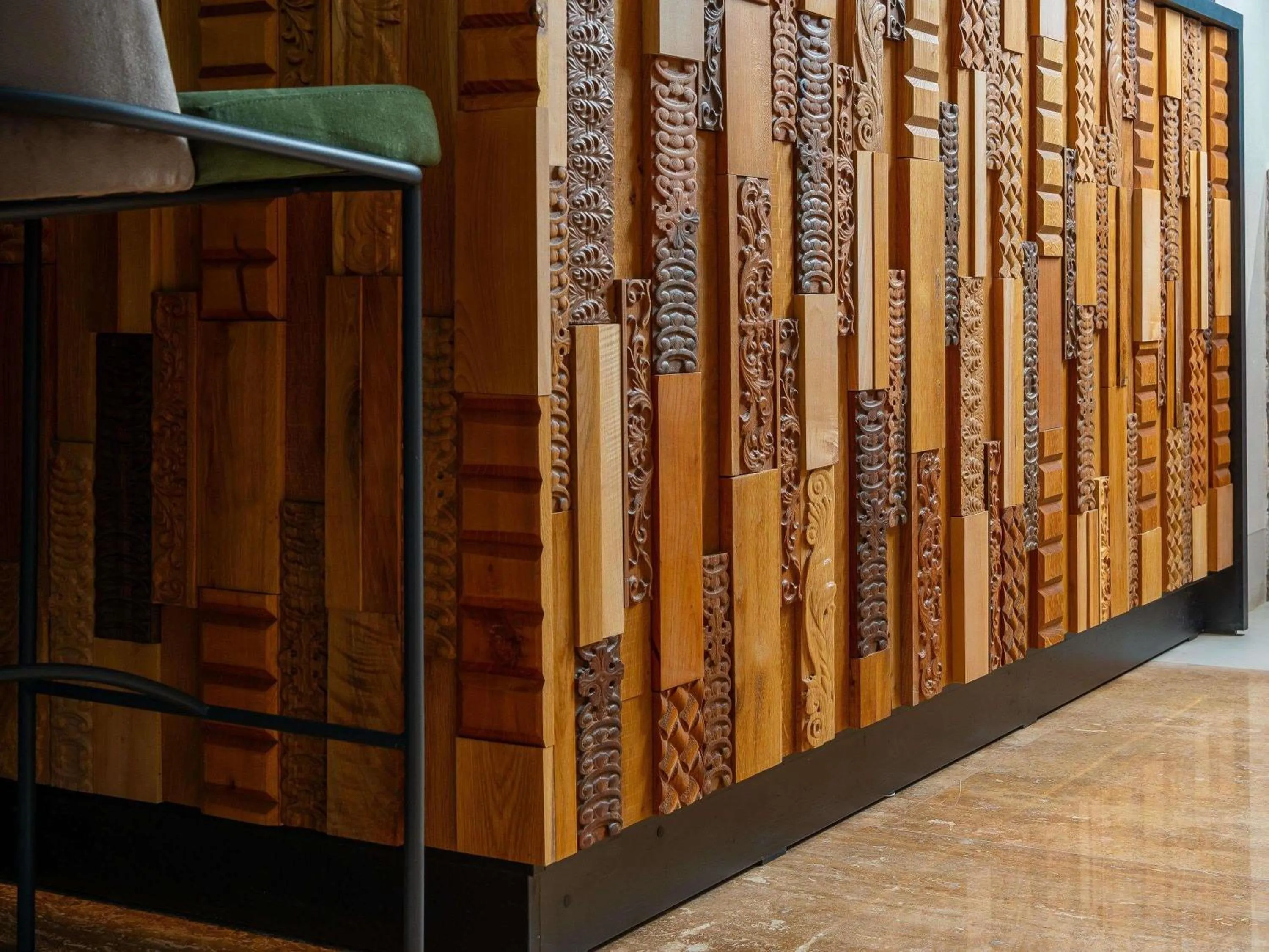 Lounge or bar in Mercure Conacul Cozieni