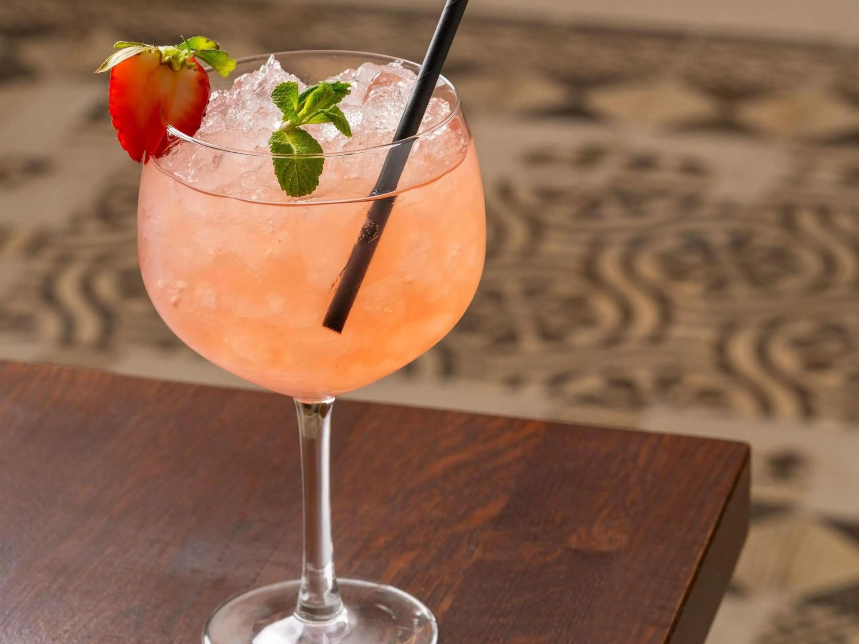 Lounge or bar in Mercure Conacul Cozieni