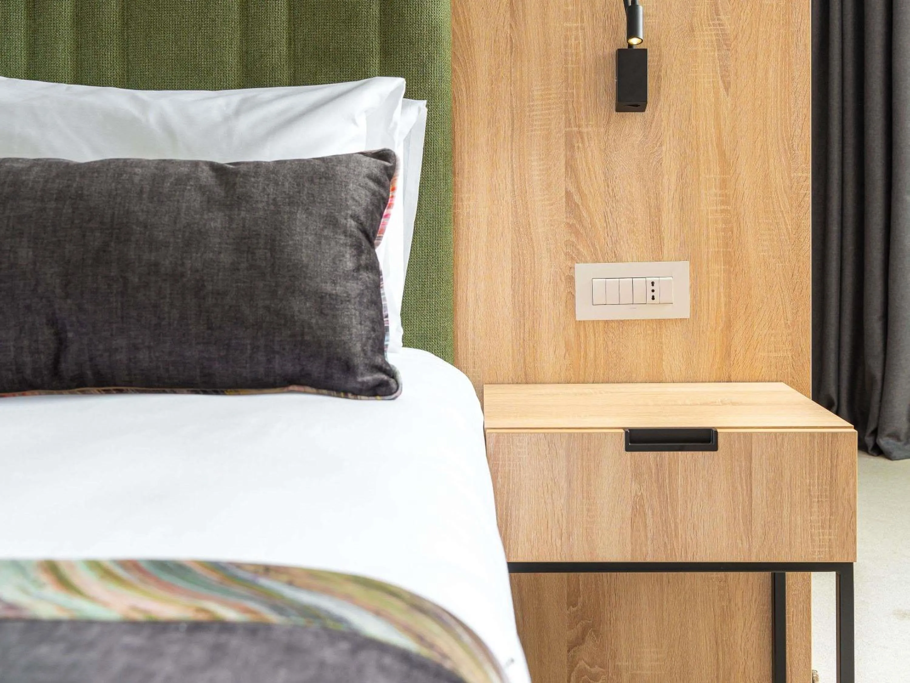 Bedroom, Bed in Mercure Conacul Cozieni