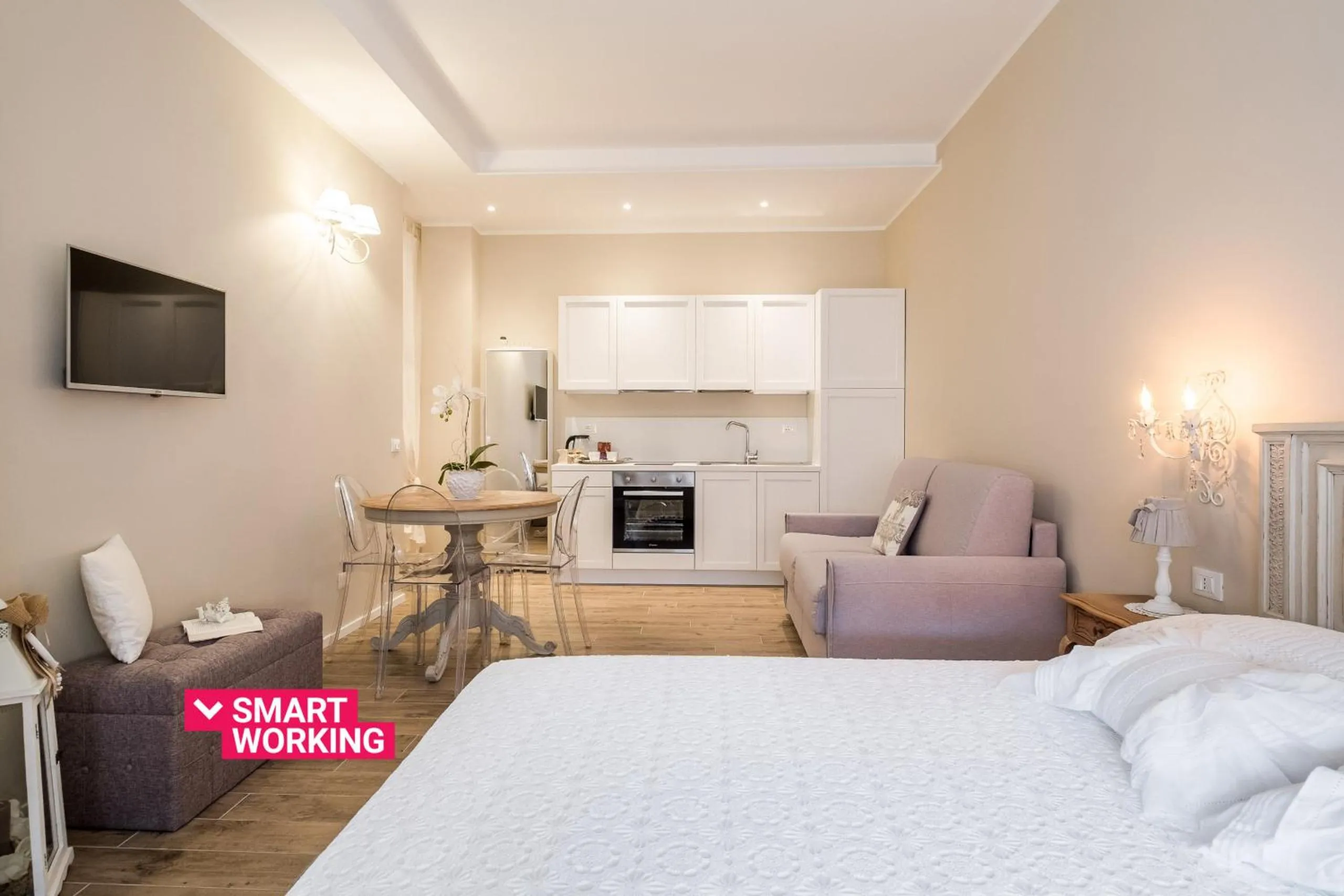 Bed in Maison del Reno by Wonderful Italy