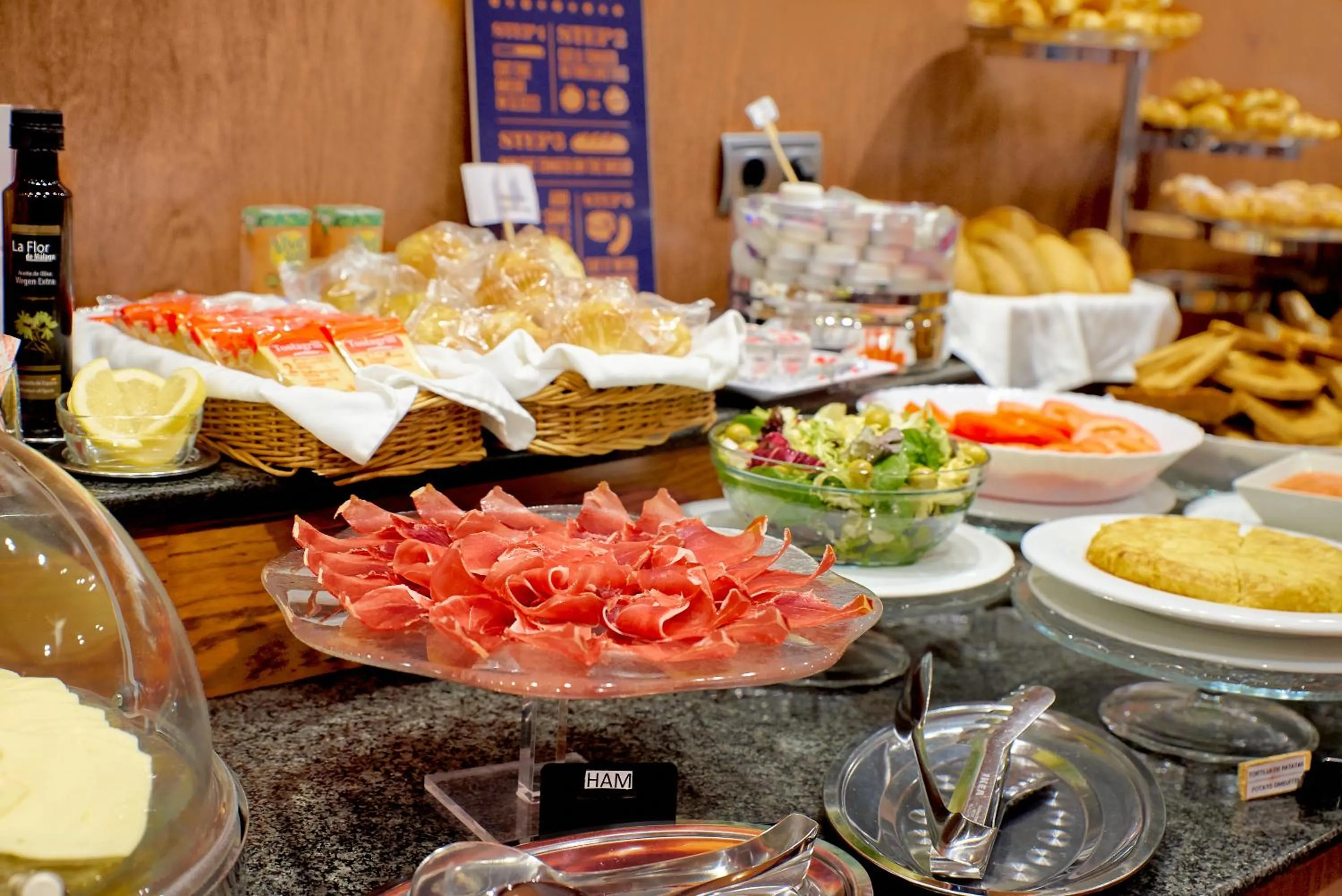 Breakfast in Garbi Millenni