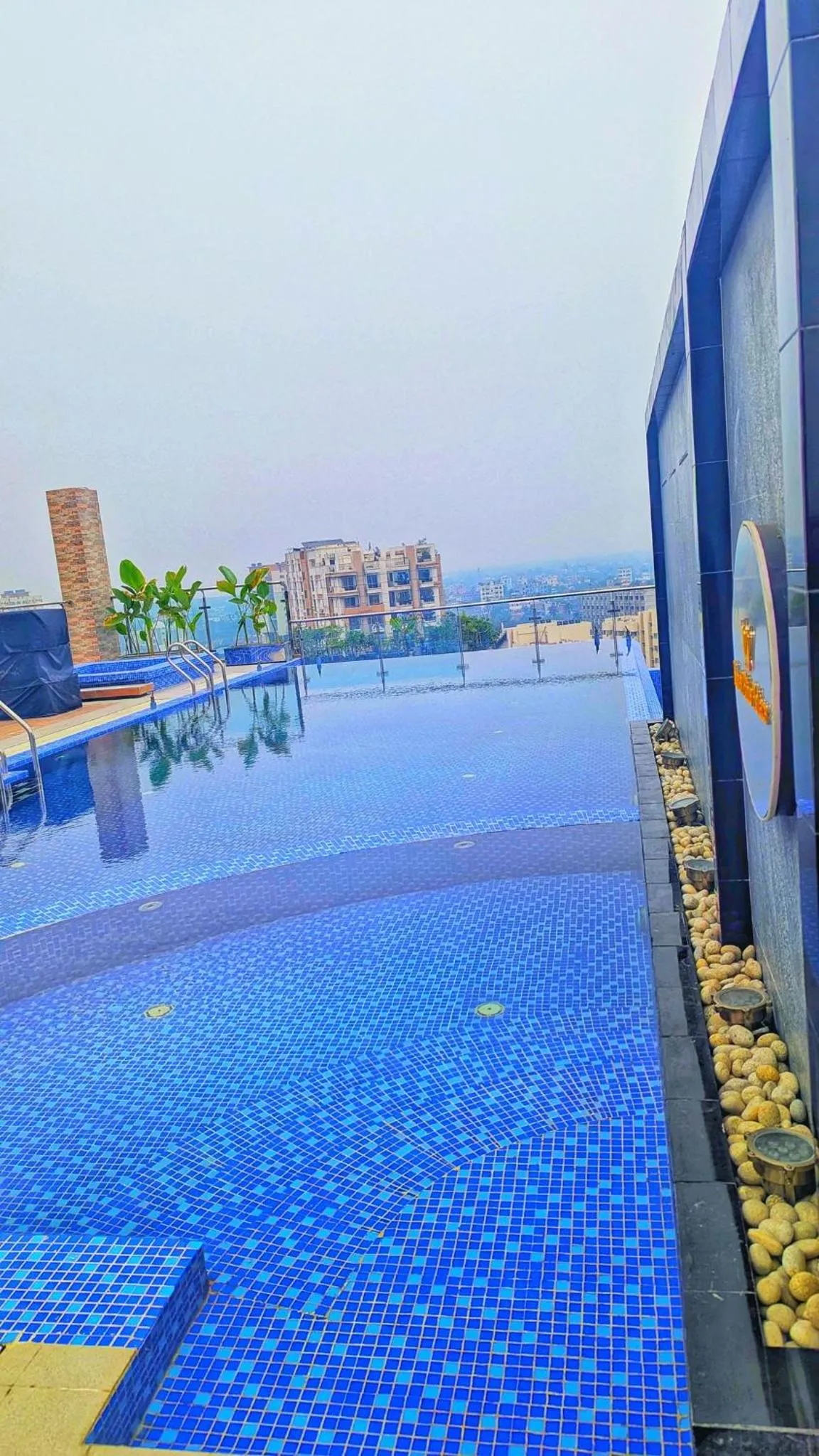 Swimming pool in Hotel Elite Palace