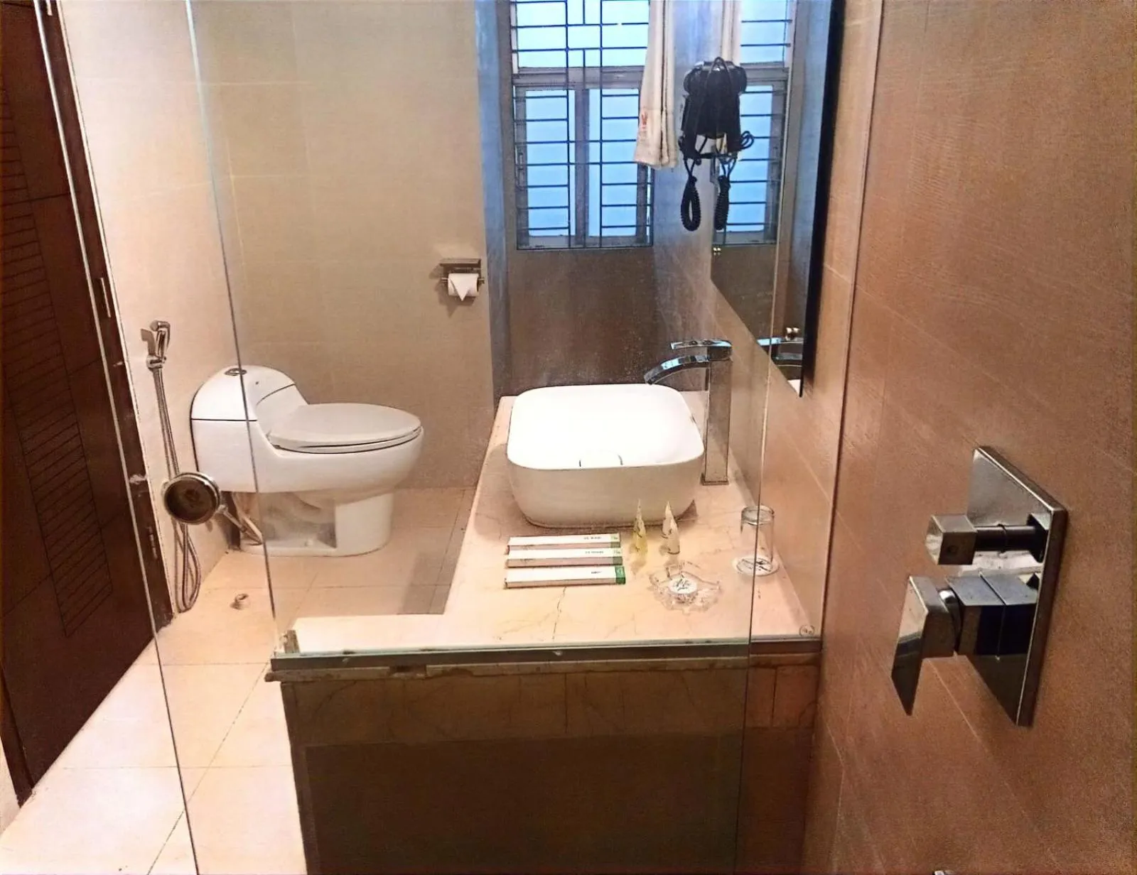 Toilet in Hotel Elite Palace