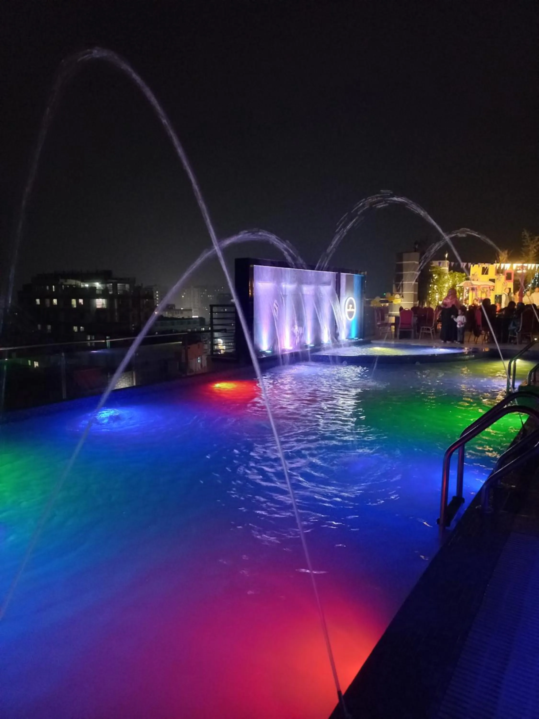 Swimming pool in Hotel Elite Palace