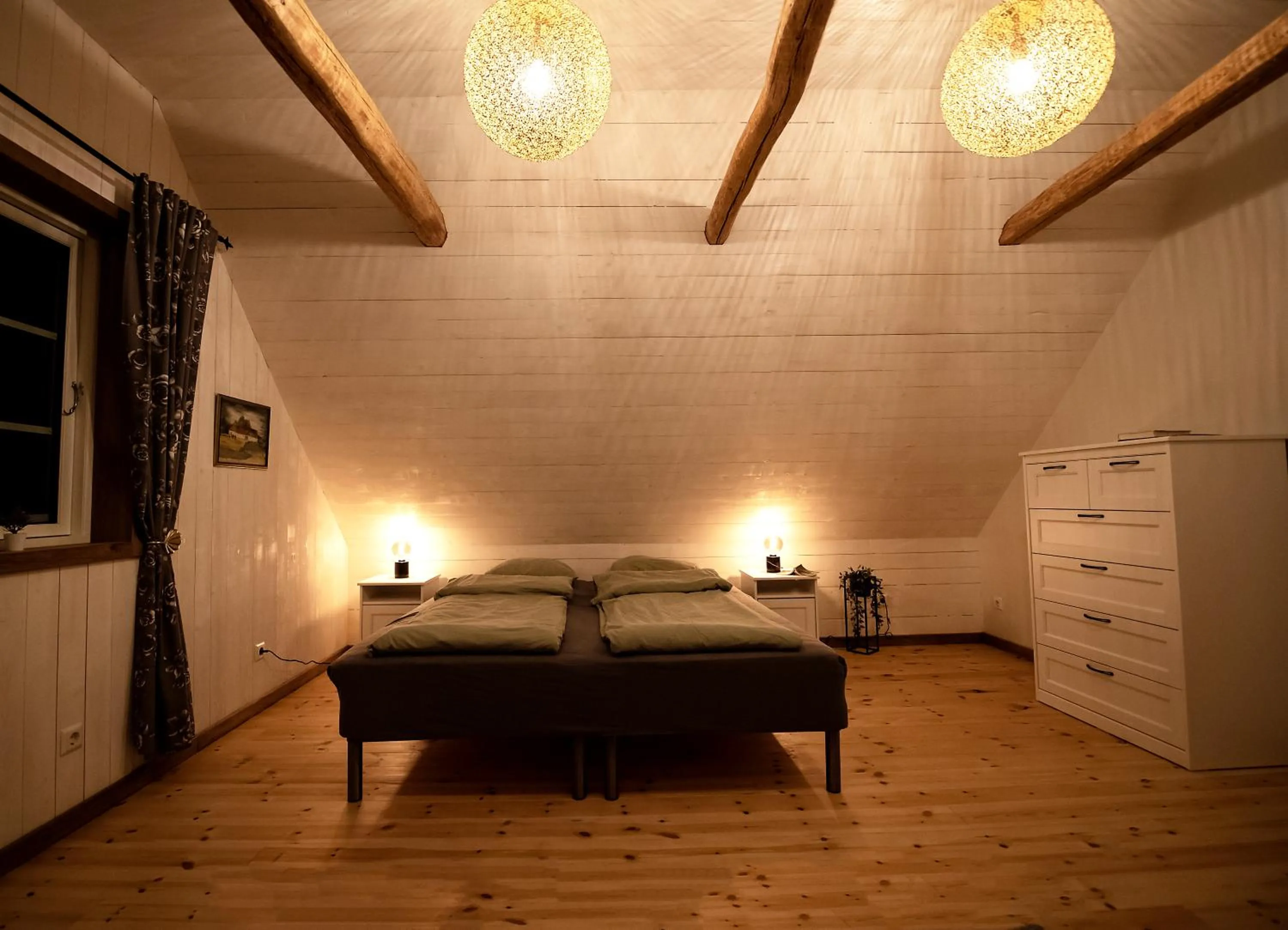Bed in Exclusive House