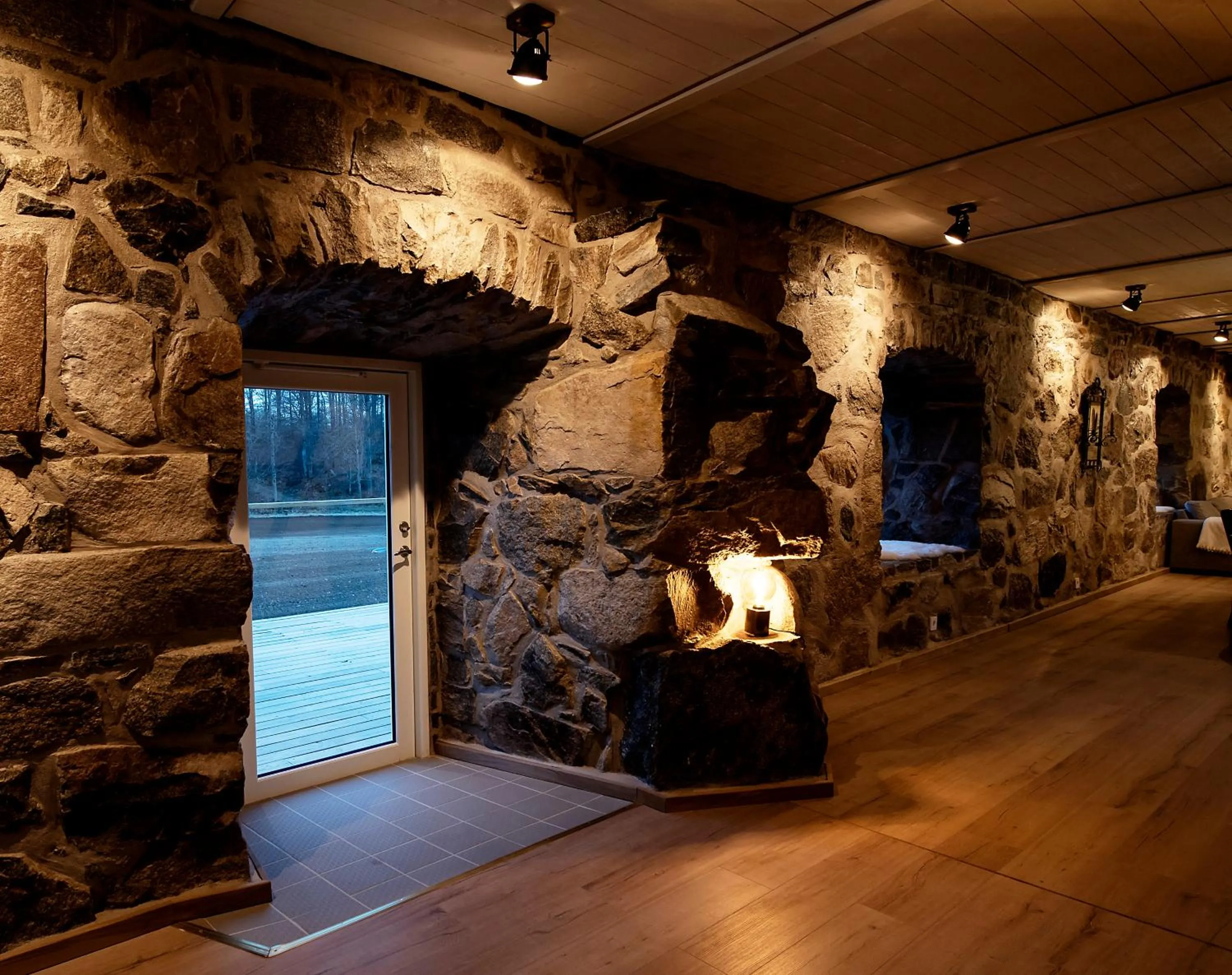 Facade/entrance in Exclusive House