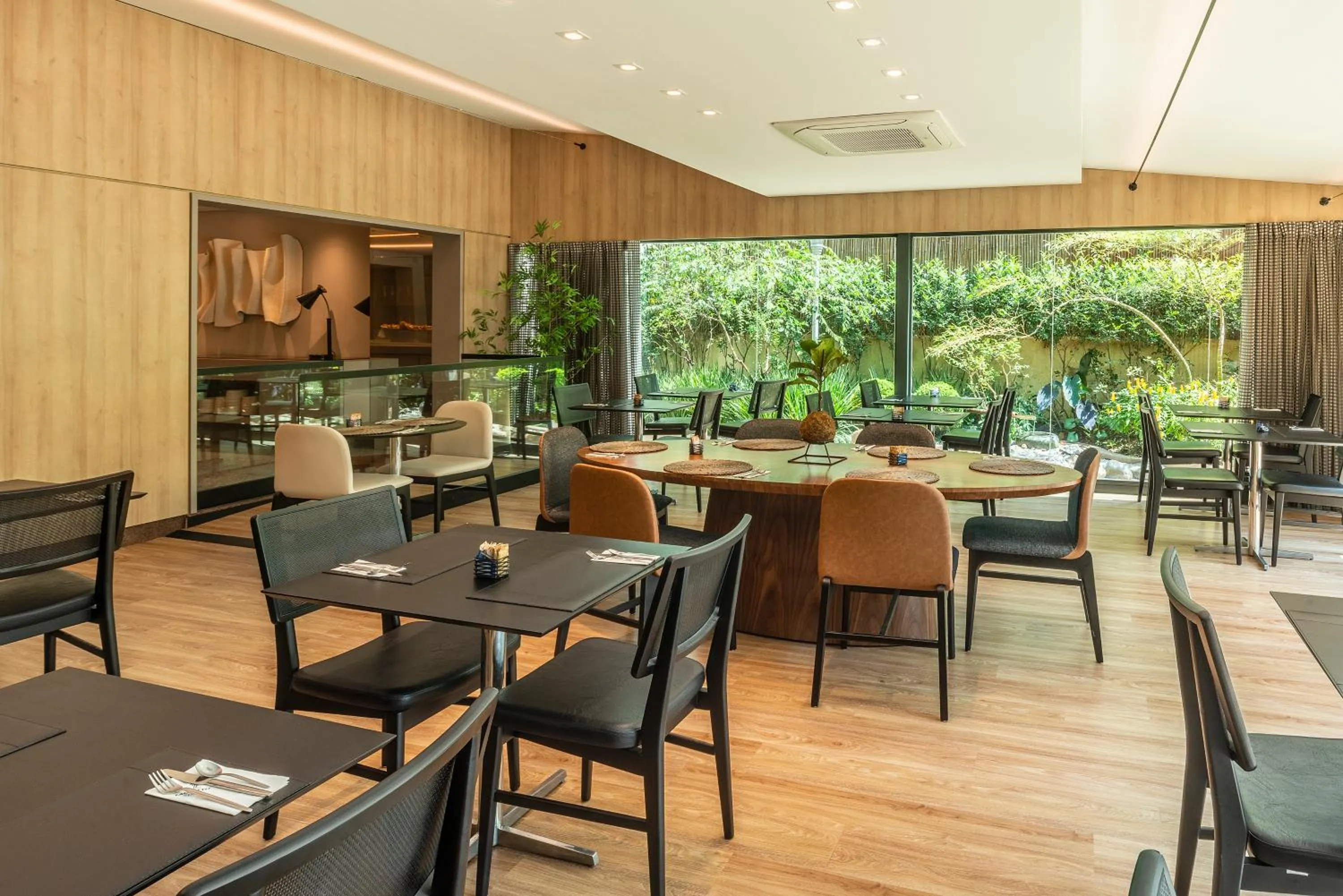 Restaurant/places to eat in Laghetto Stilo São Paulo