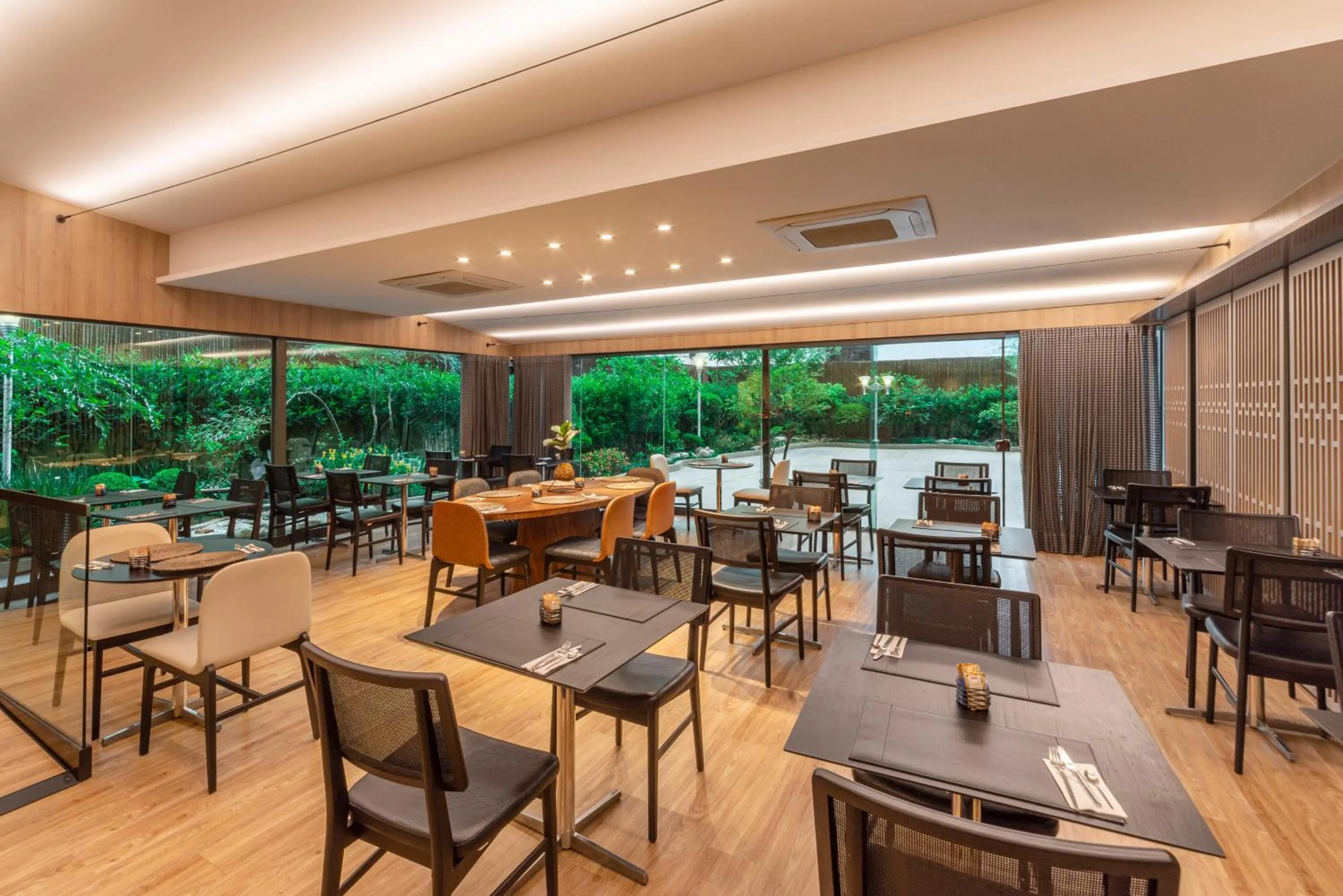 Restaurant/places to eat in Laghetto Stilo São Paulo