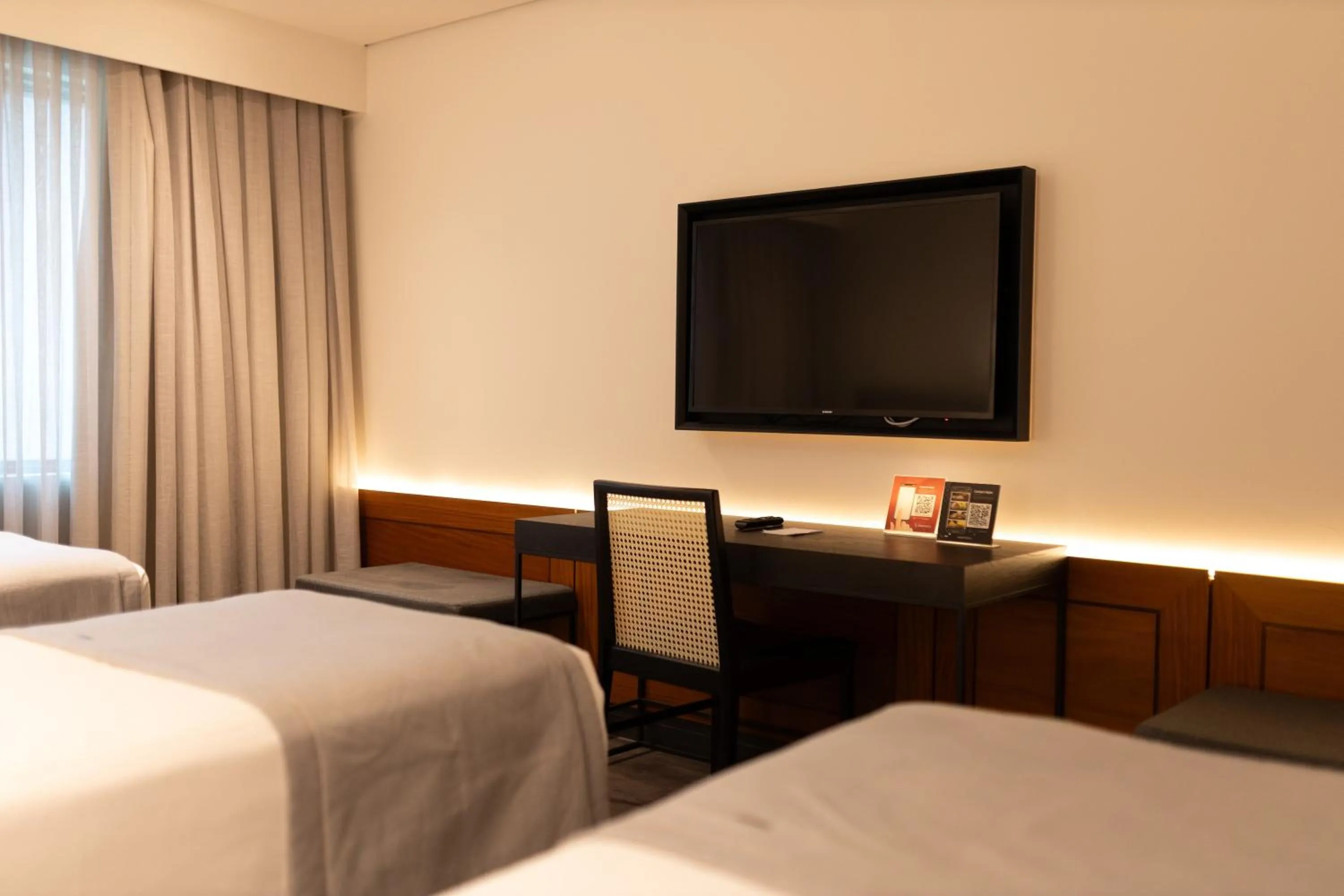 Bedroom, Bed in Laghetto Stilo São Paulo