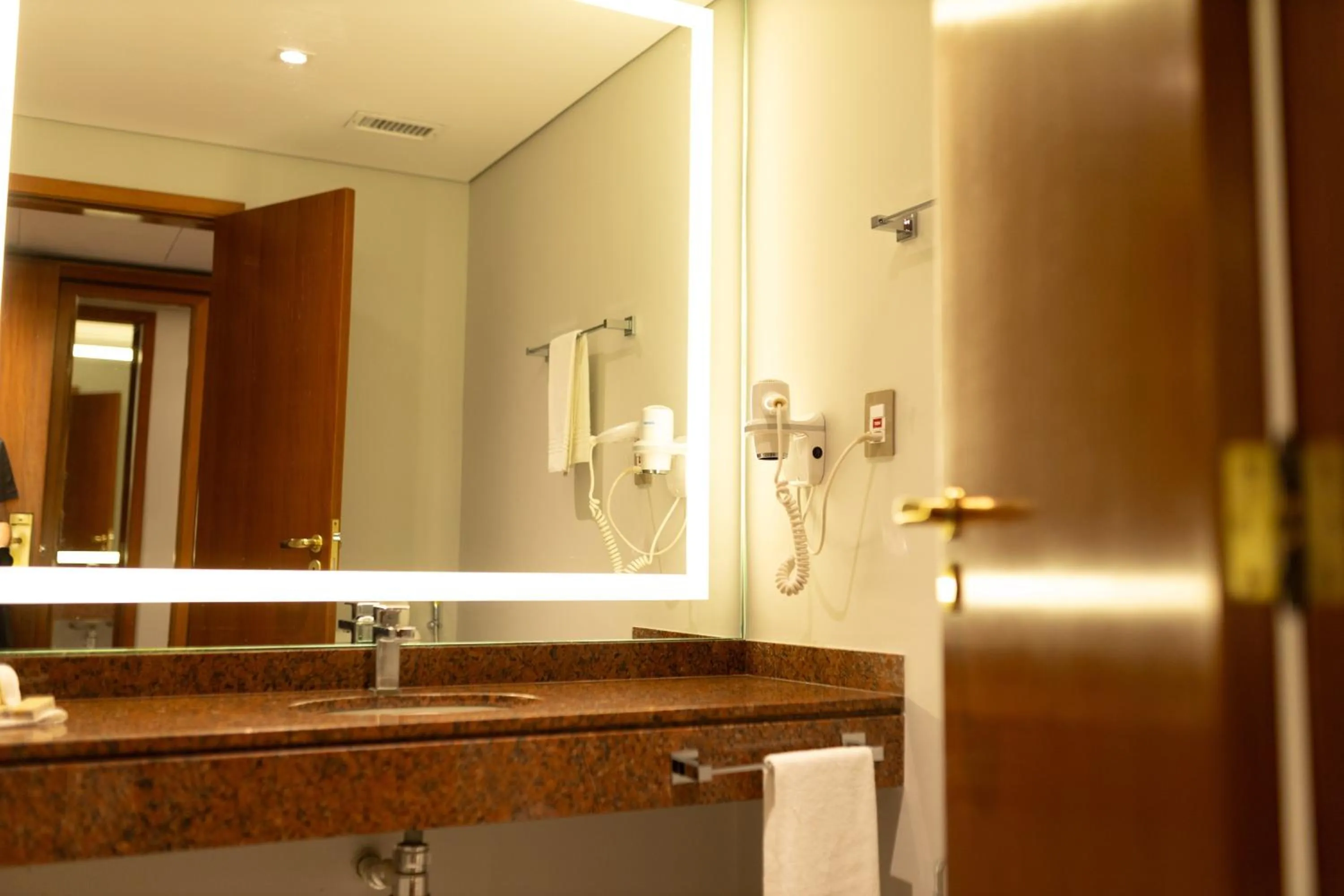 Bedroom in Laghetto Stilo São Paulo