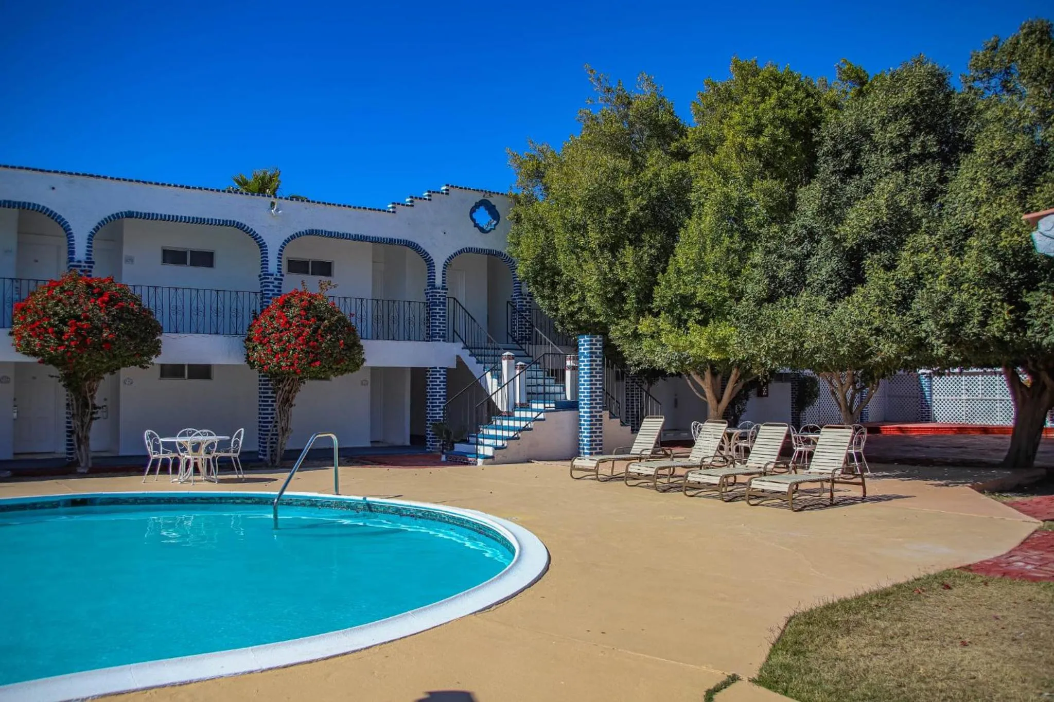 Garden view in Playa Inn Rocky Point