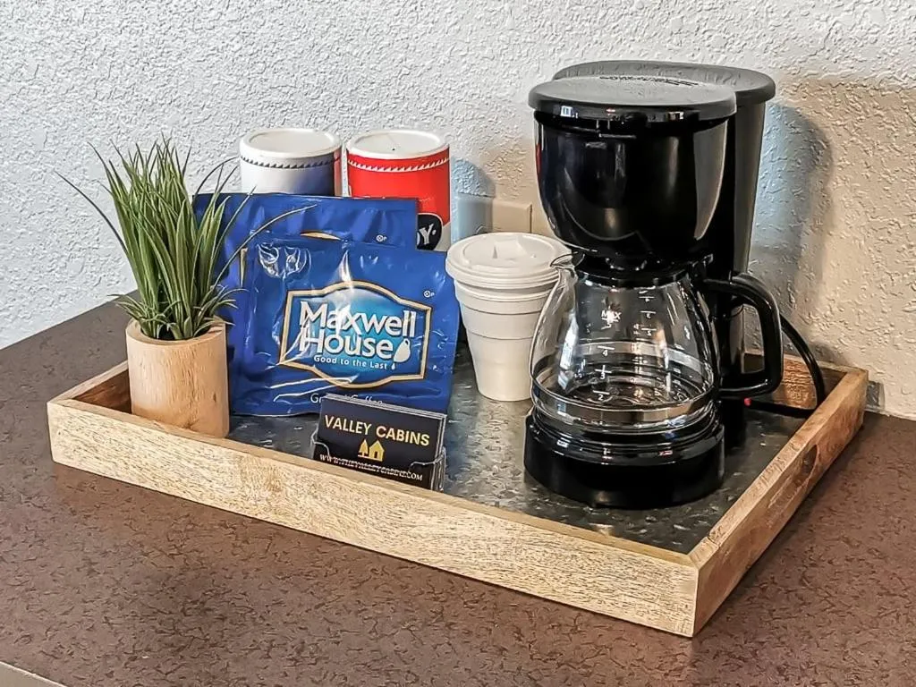 Valley Cabins Double Queen Hotel Room