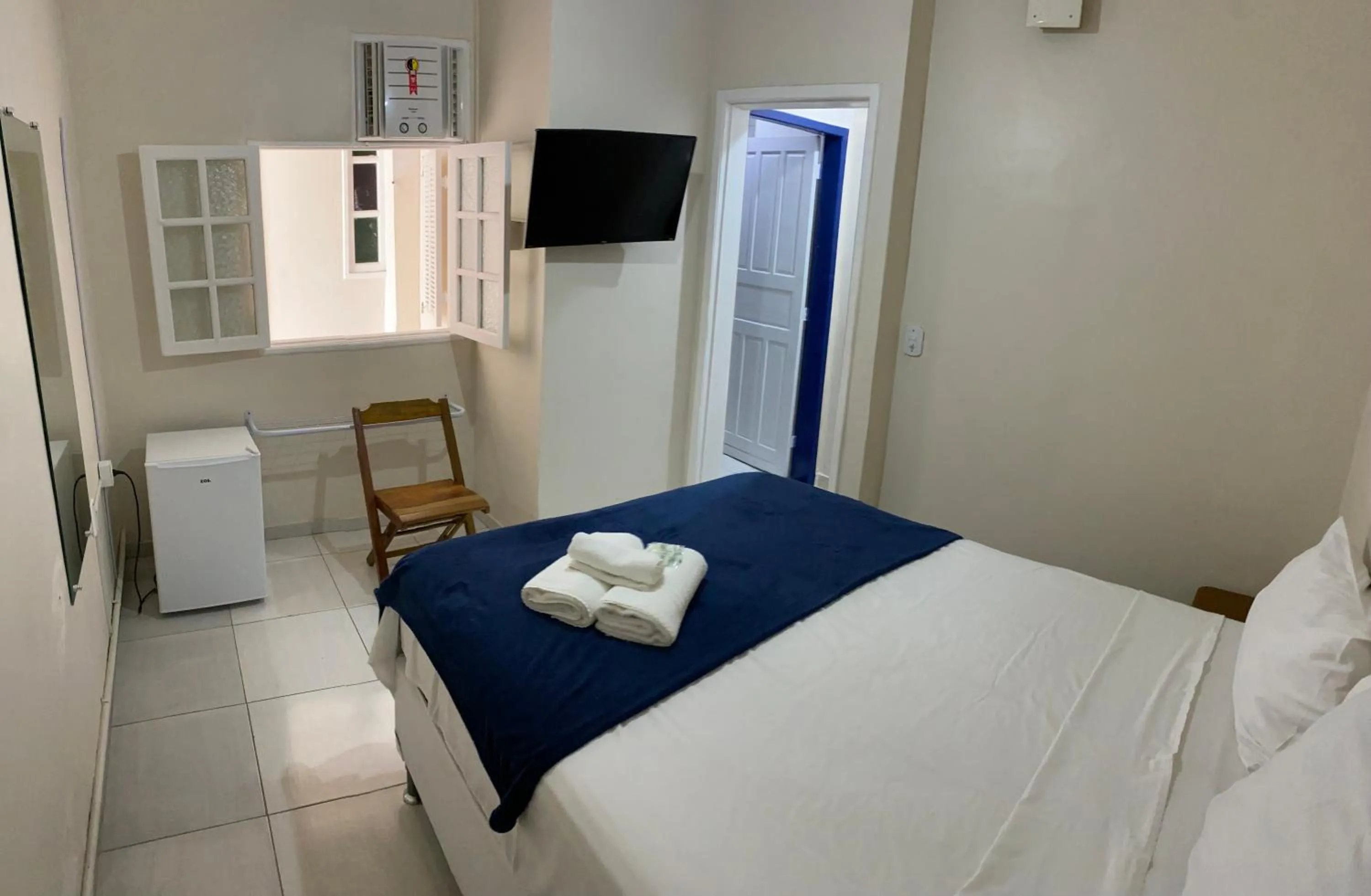 Photo of the whole room, Bed in Pousada EntreMares -Centro-