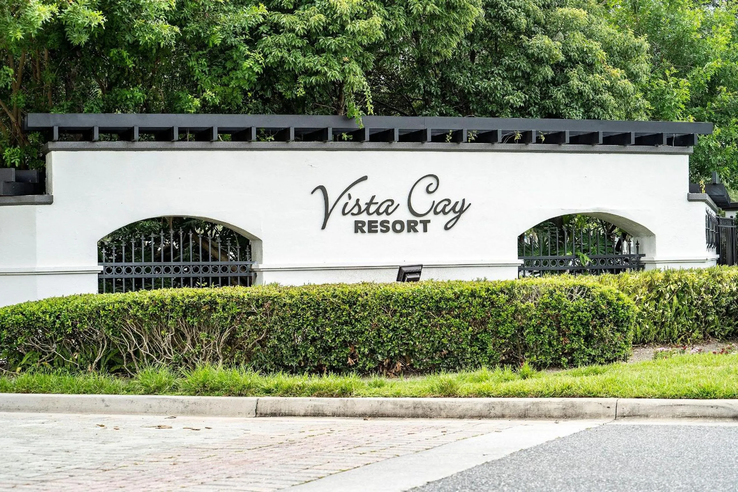 Property logo or sign in Vista Cay Resort