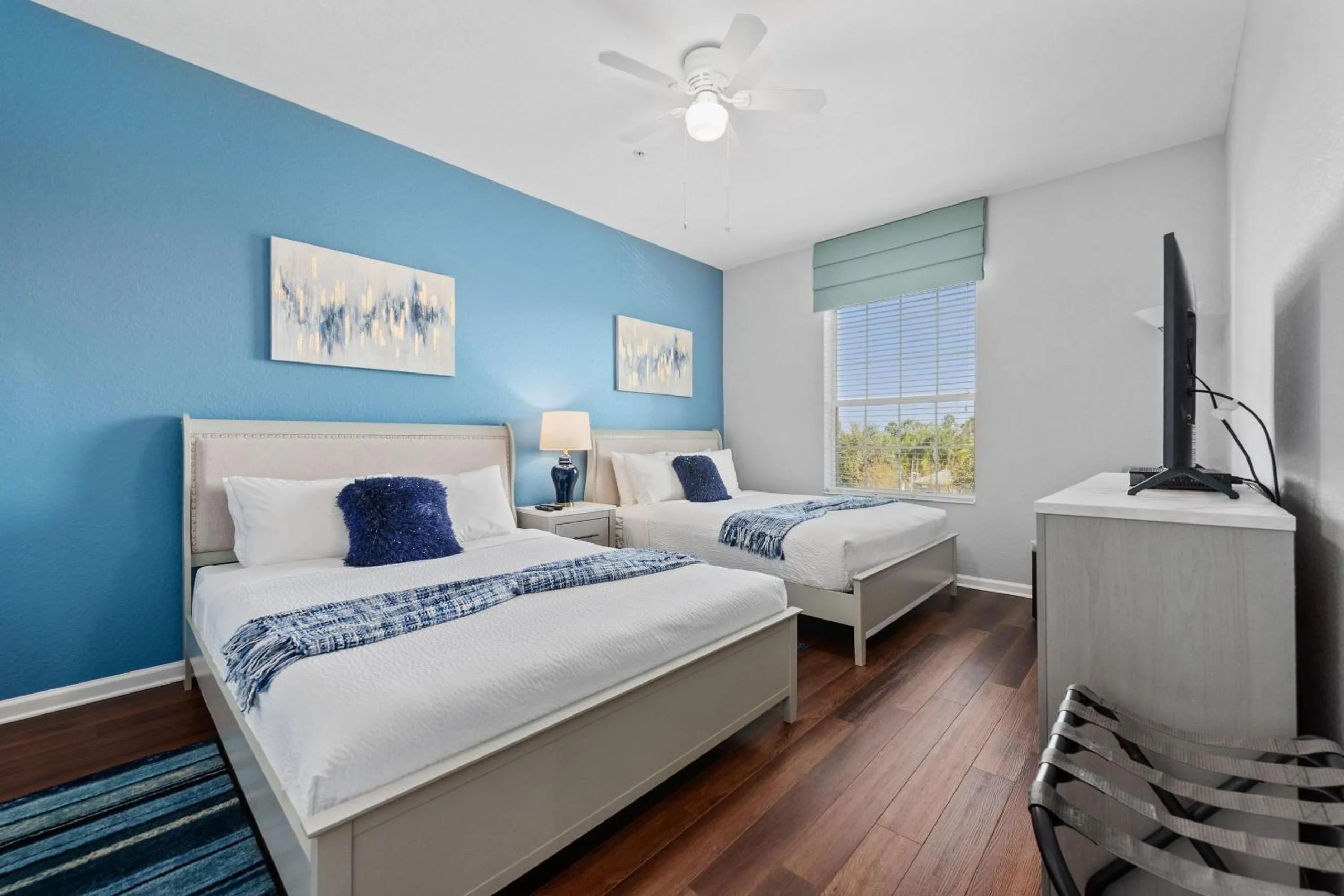 Bed in Vista Cay Resort