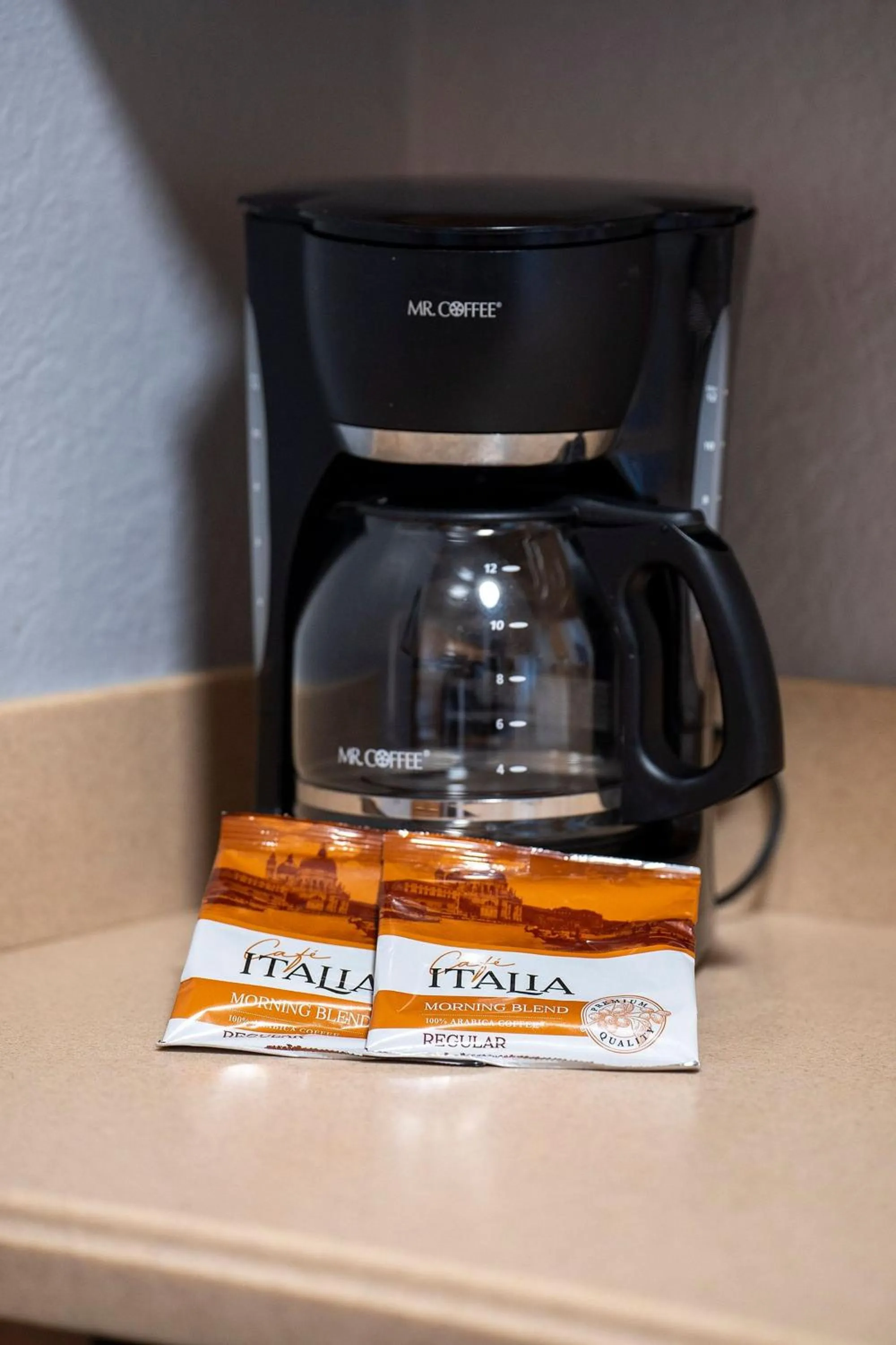 Coffee/tea facilities in Vista Cay Resort