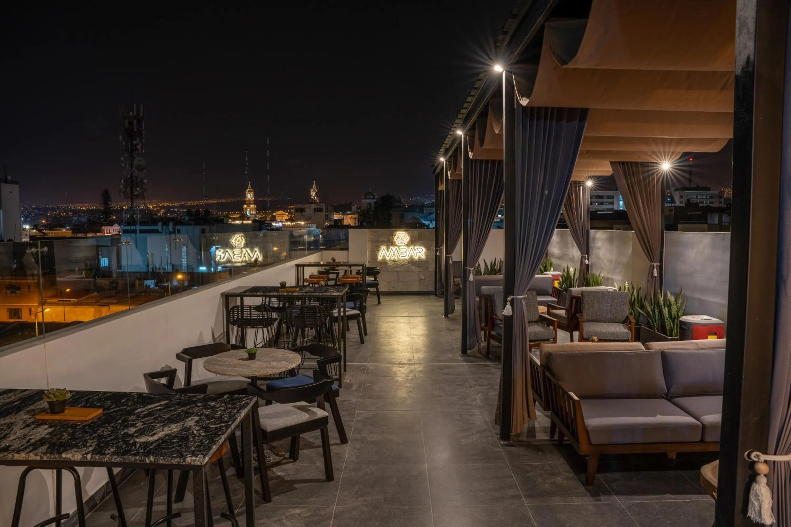 Balcony/Terrace in QASA Arequipa by NOMAD