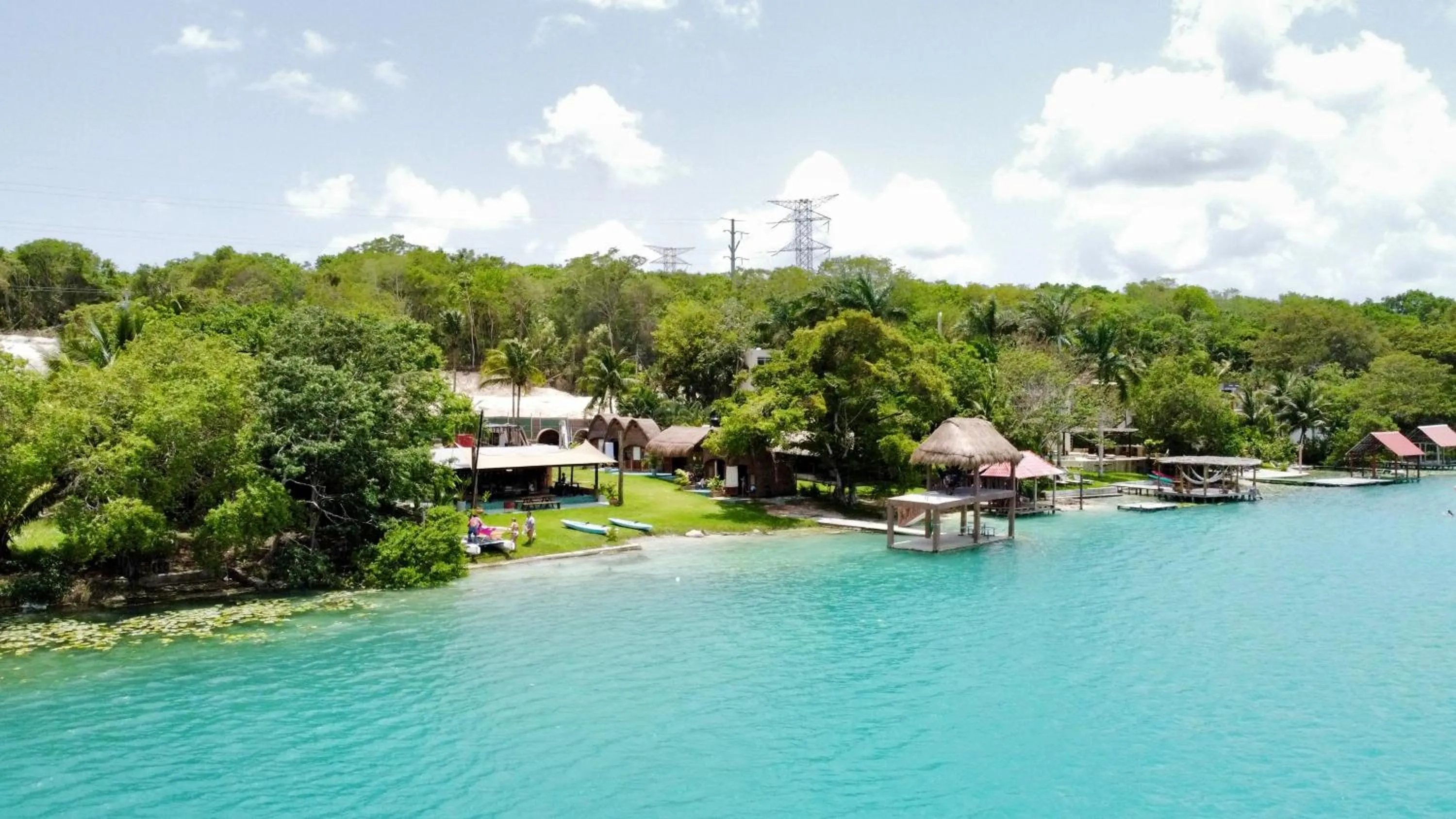 Beach in Pepos Xul-Ha