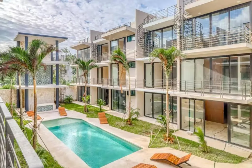 Swimming pool in Amena Condo Tulum
