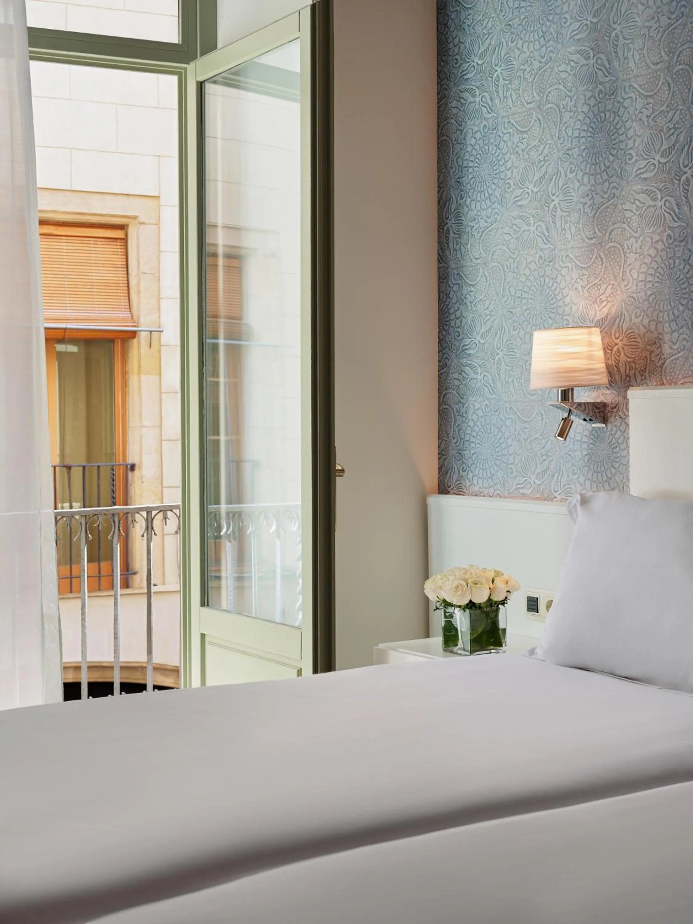 View (from property/room), Bed in H10 Raco del Pi