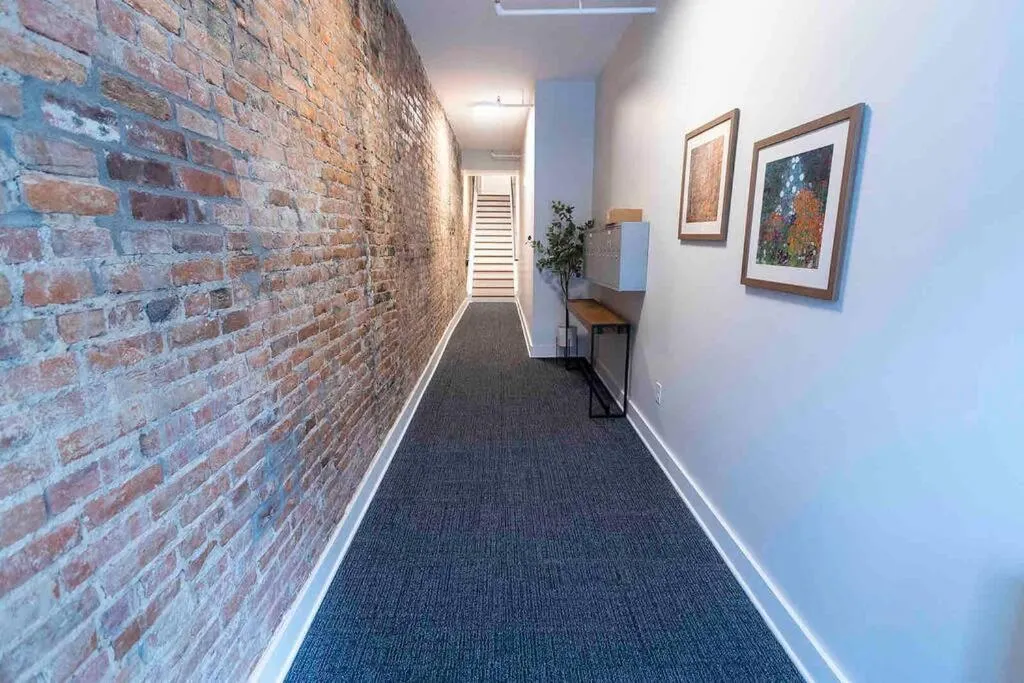 Lobby or reception in Spacious 1 bed 1 bath Downtown OTR condo minutes walk to the Reds Bengals stadium & more!